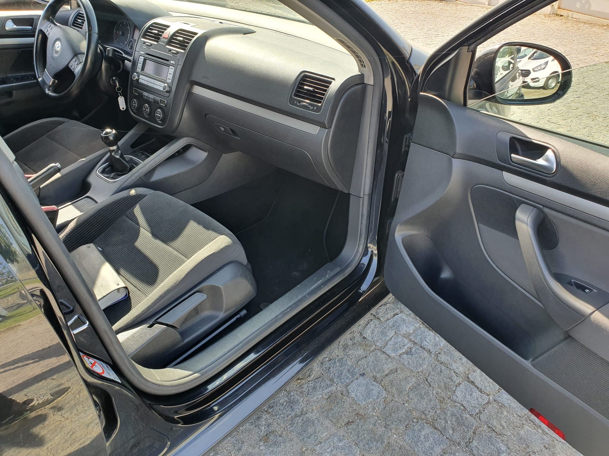Volkswagen Golf Variant 1.9 TDI · Ano 2007 — imagen 17