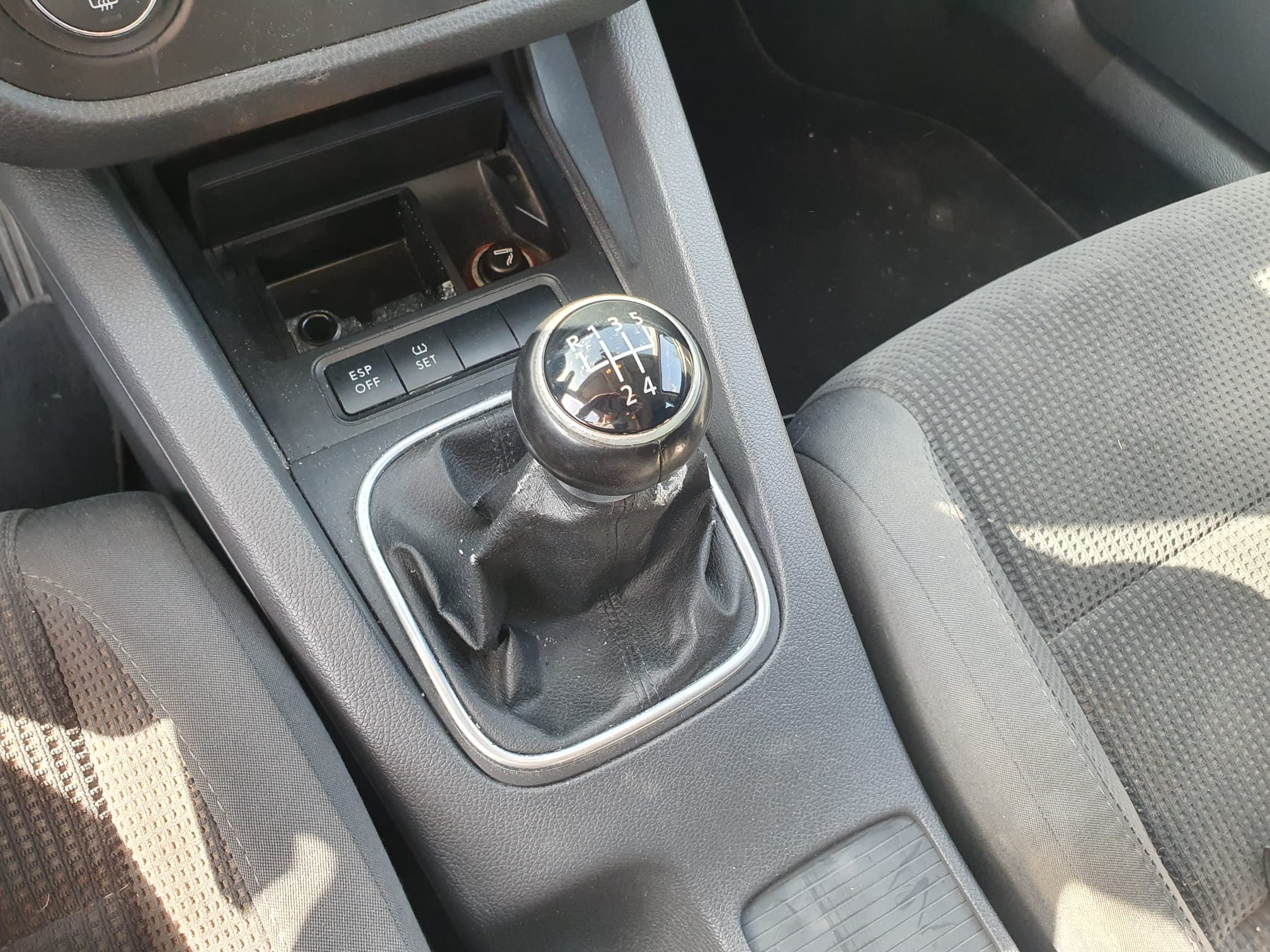 Volkswagen Golf Variant 1.9 TDI · Ano 2007 — imagen 27