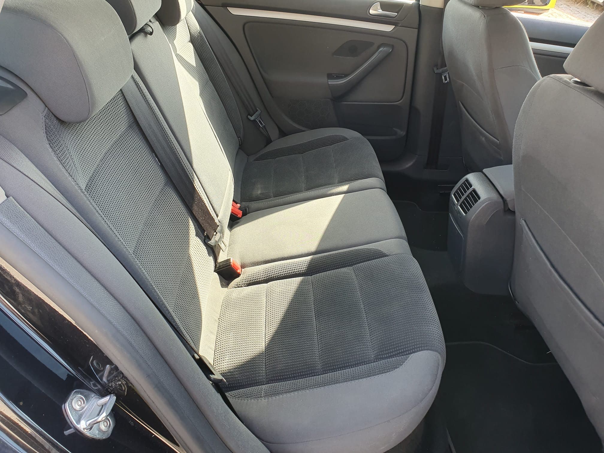Volkswagen Golf Variant 1.9 TDI · Ano 2007 — imagen 29