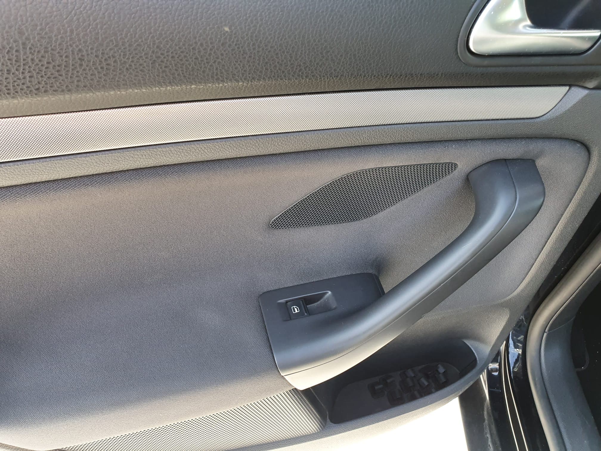 Volkswagen Golf Variant 1.9 TDI · Ano 2007 — imagen 30