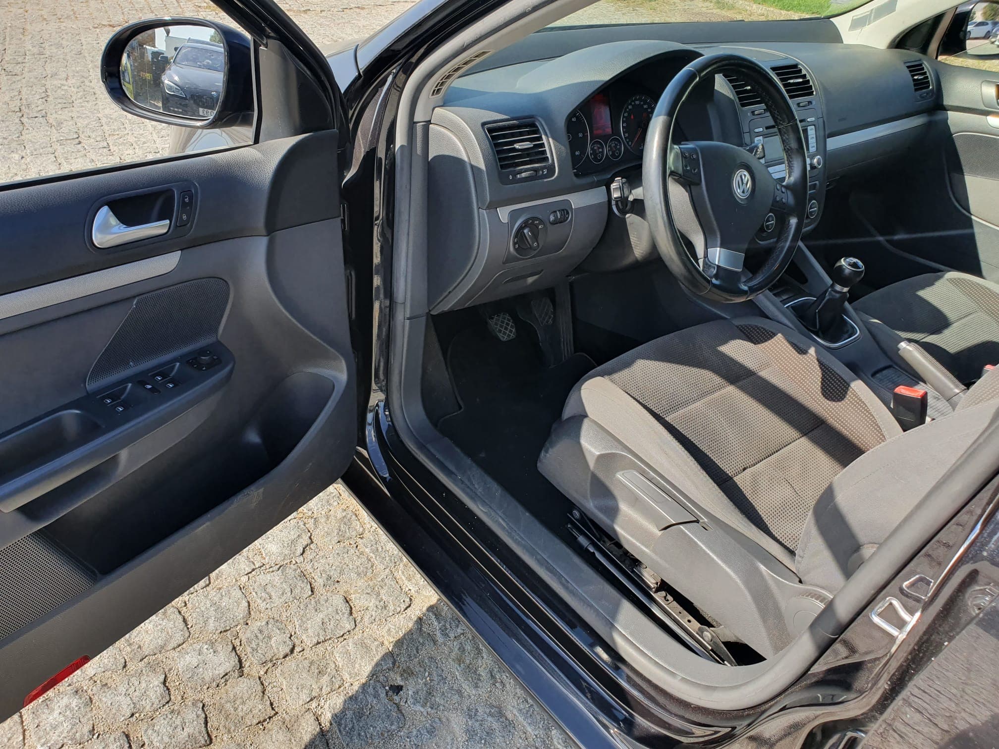 Volkswagen Golf Variant 1.9 TDI · Ano 2007 — imagen 35