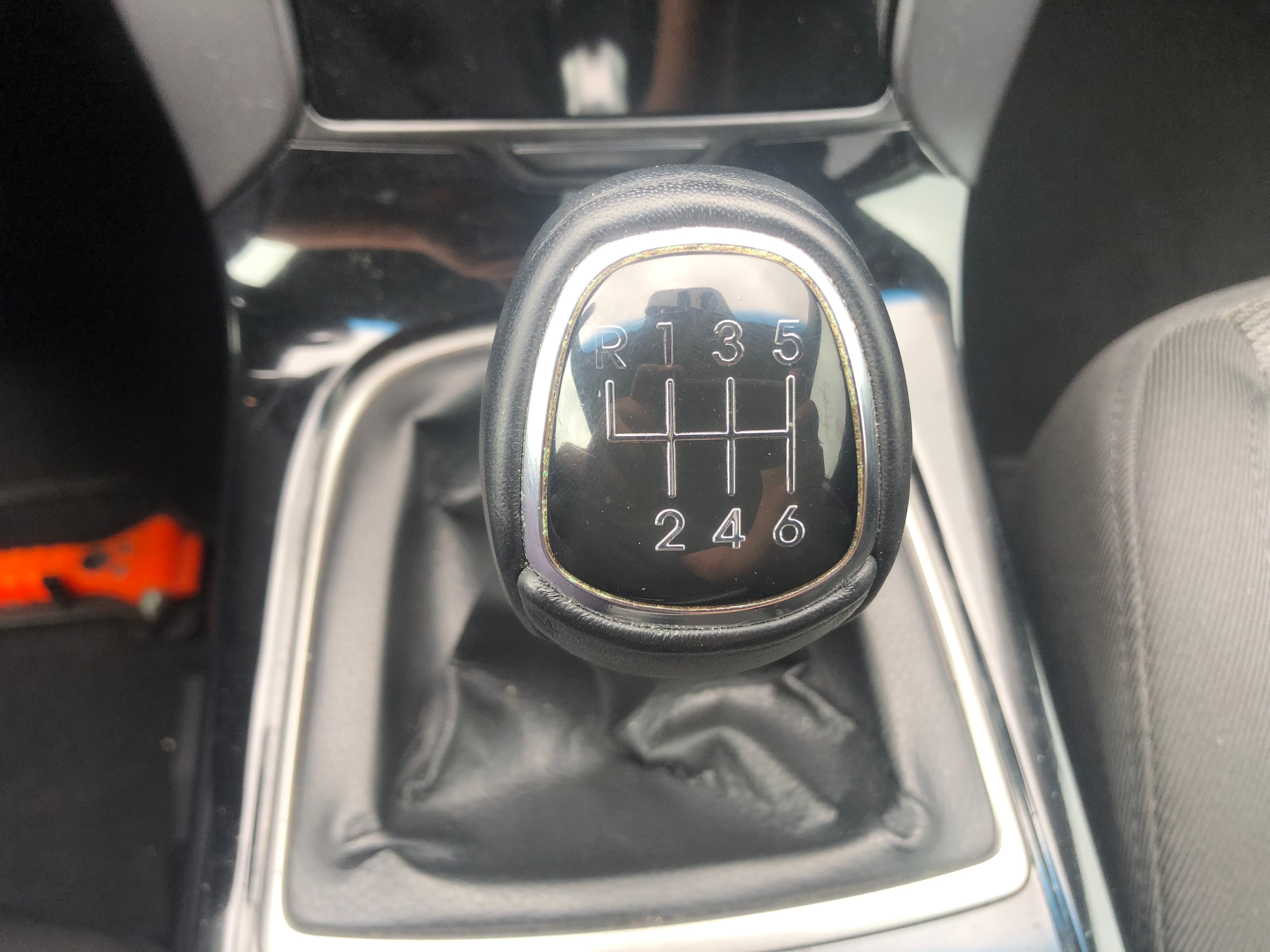 Hyundai i40 CRDI · Ano 2013 — imagem 37