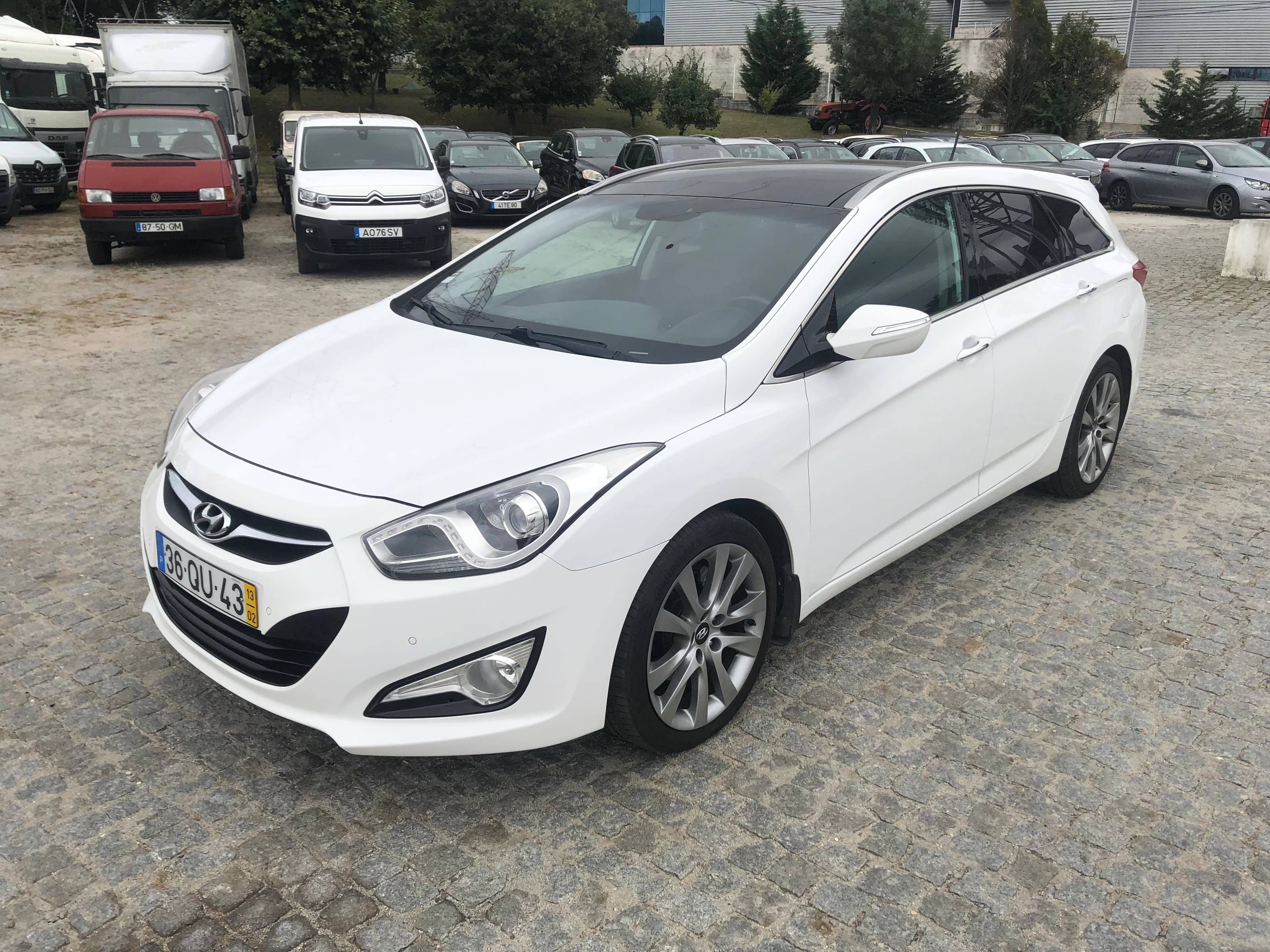 Hyundai i40 CRDI · Ano 2013 — imagem 3