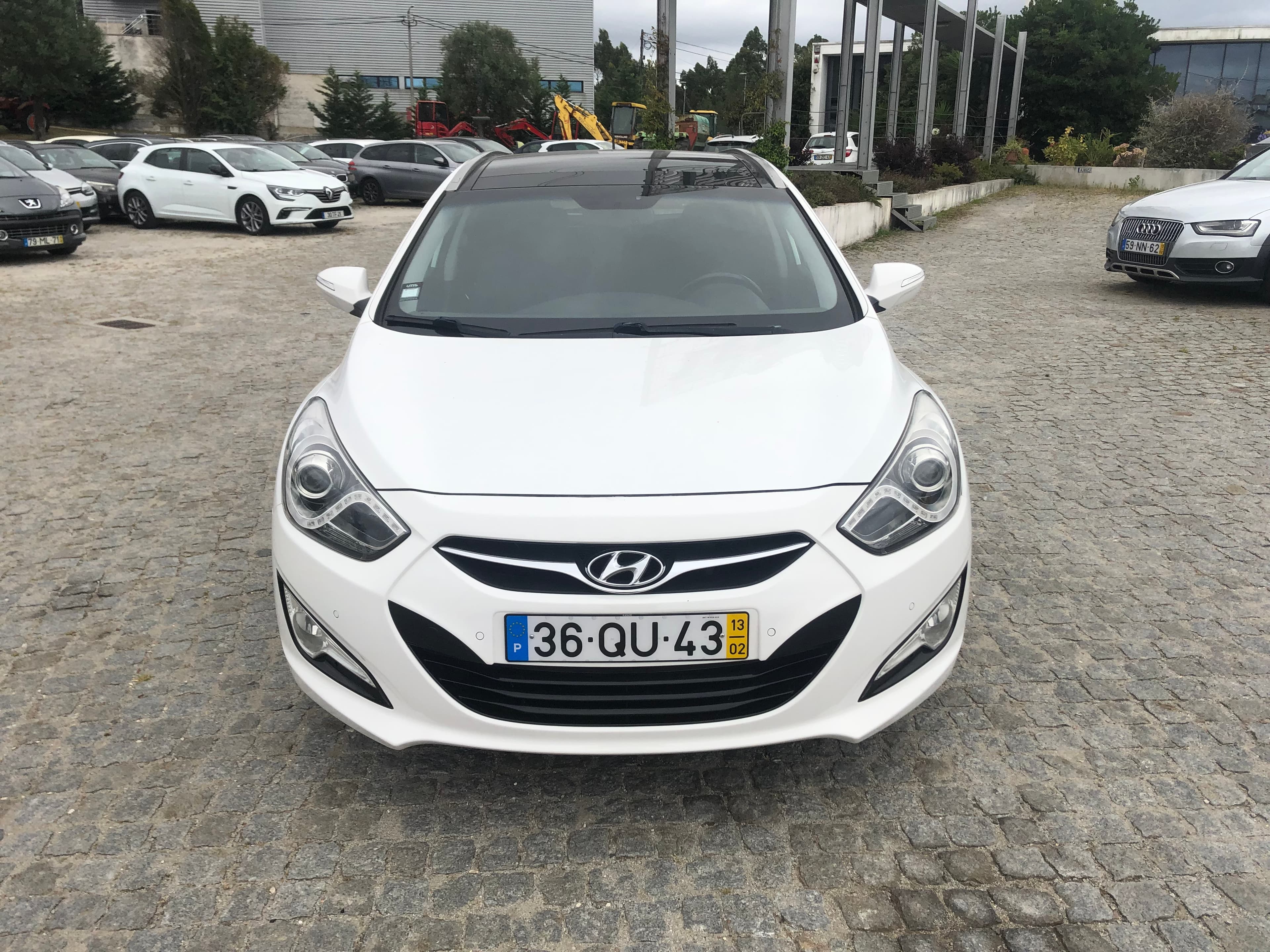 Hyundai i40 CRDI · Ano 2013 — imagem 2