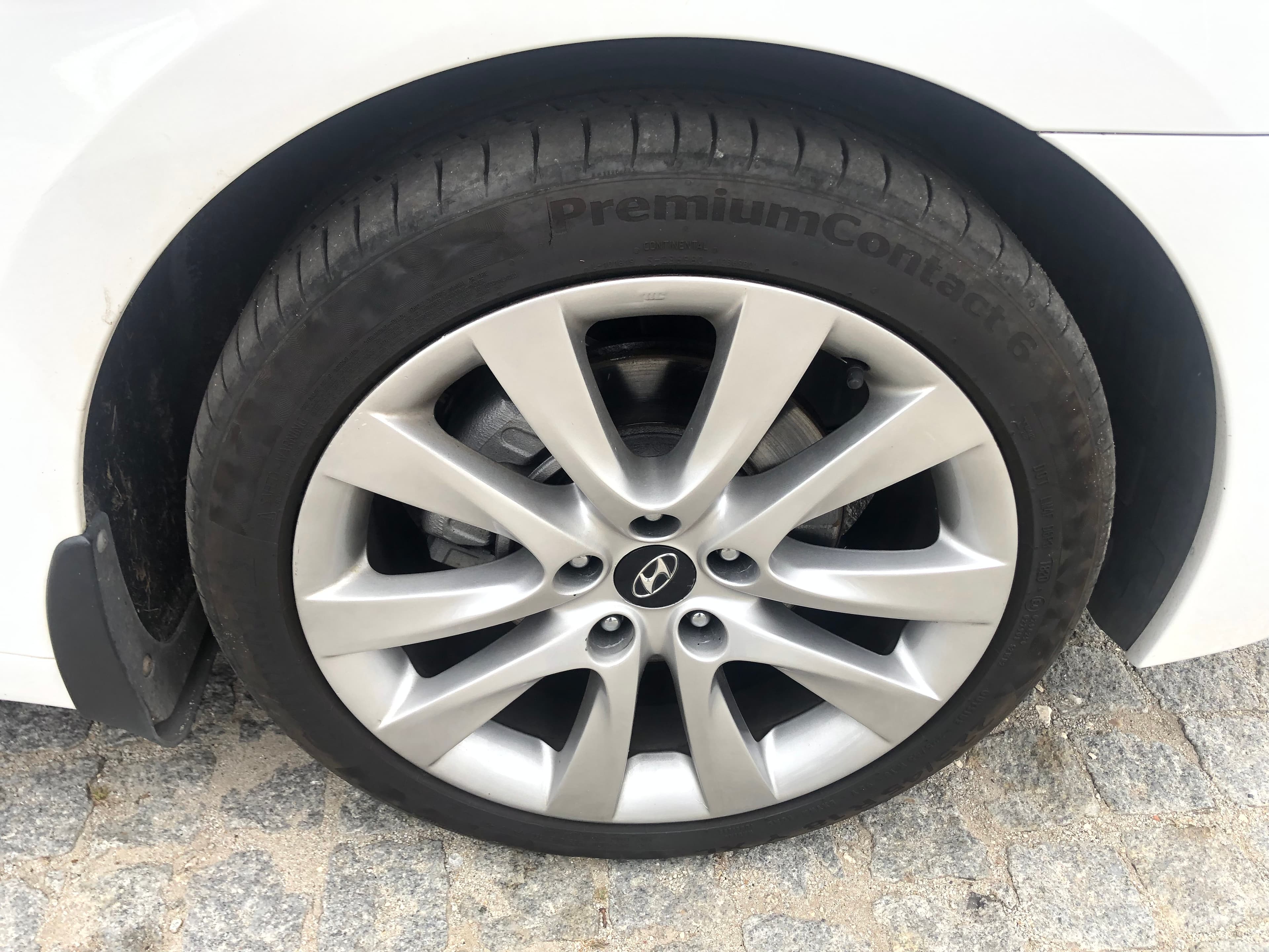 Hyundai i40 CRDI · Ano 2013 — imagem 15
