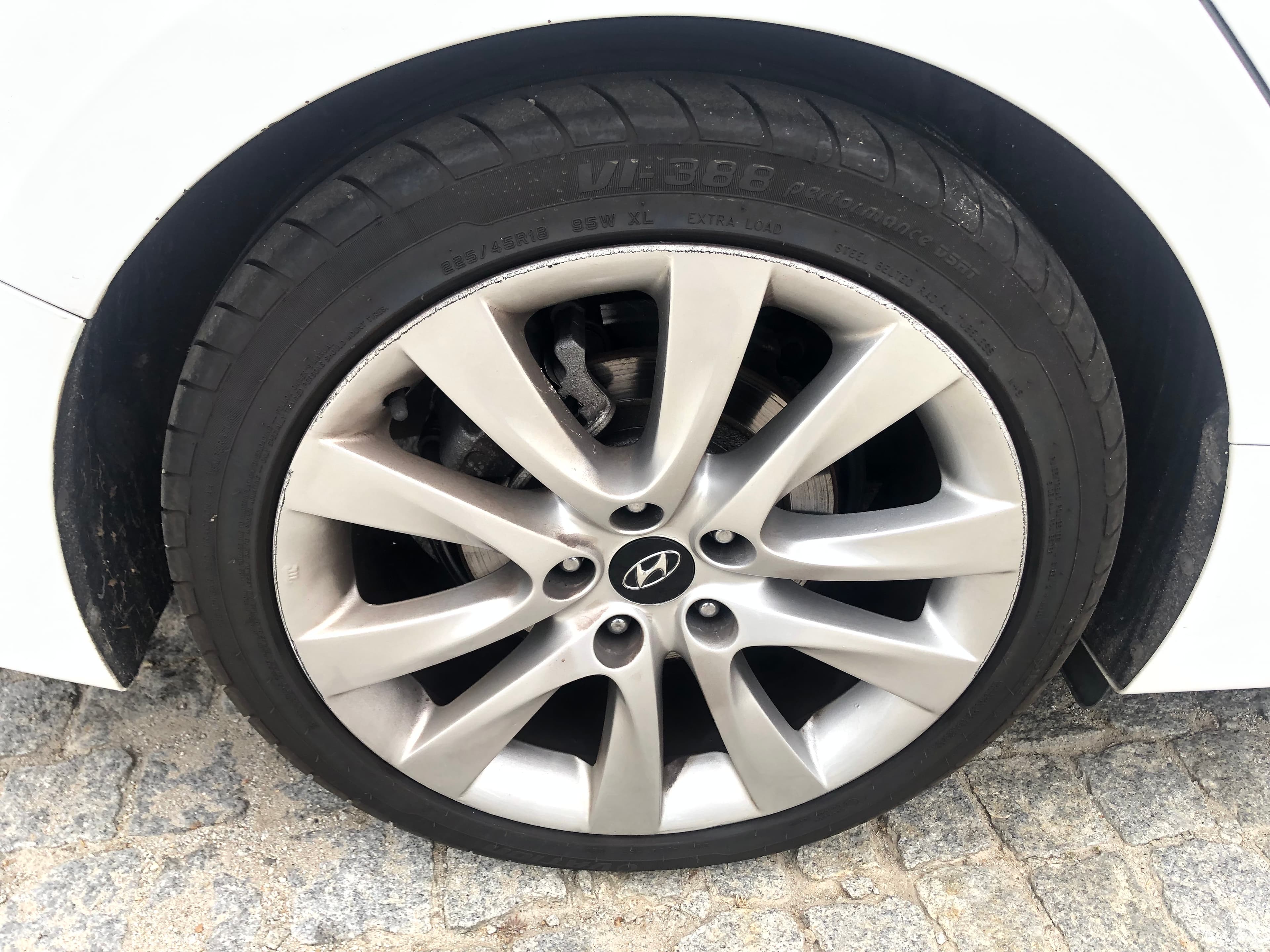 Hyundai i40 CRDI · Ano 2013 — imagem 14