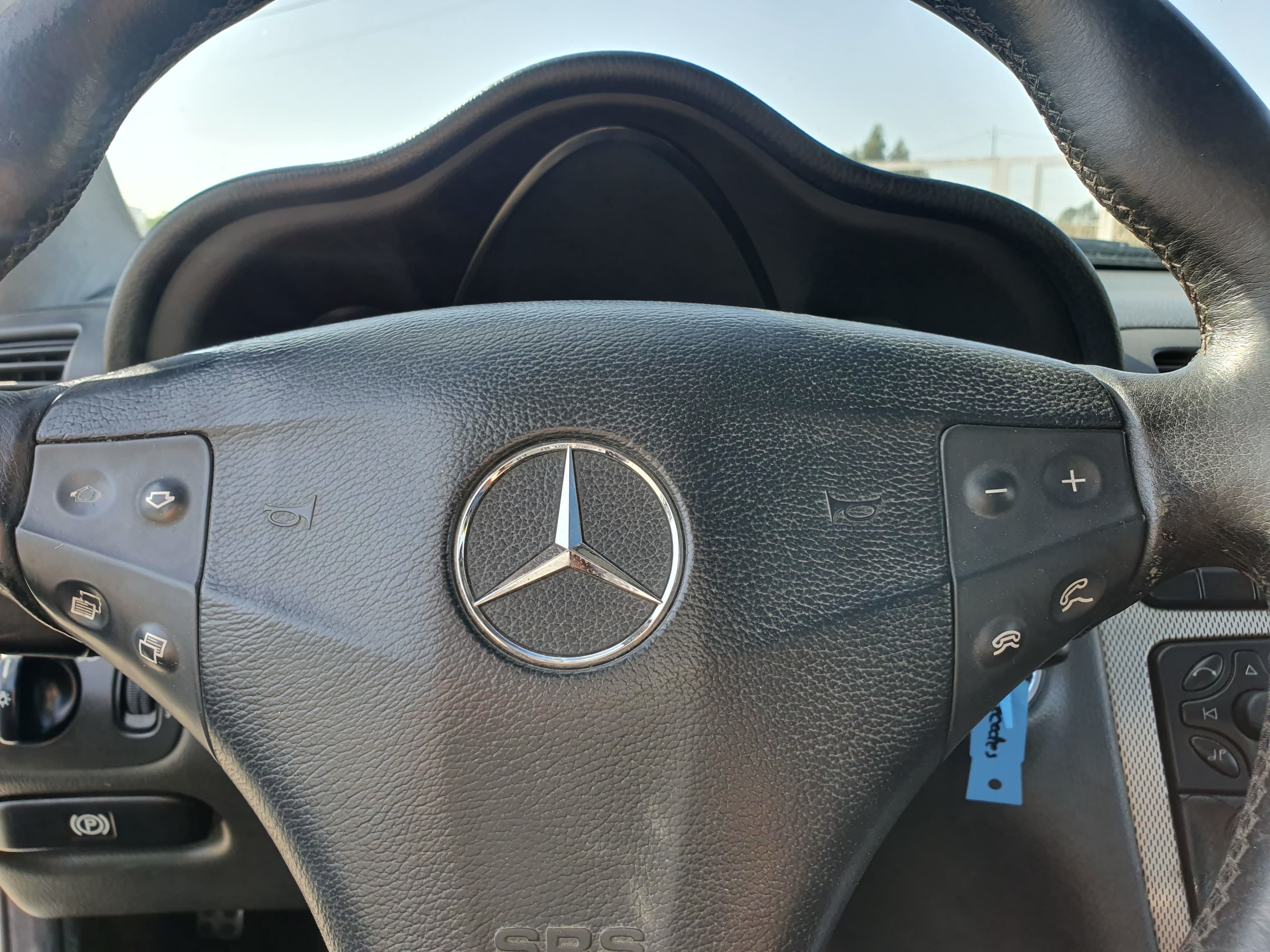 Mercedes-Benz C220 · Ano 2003 — image 34