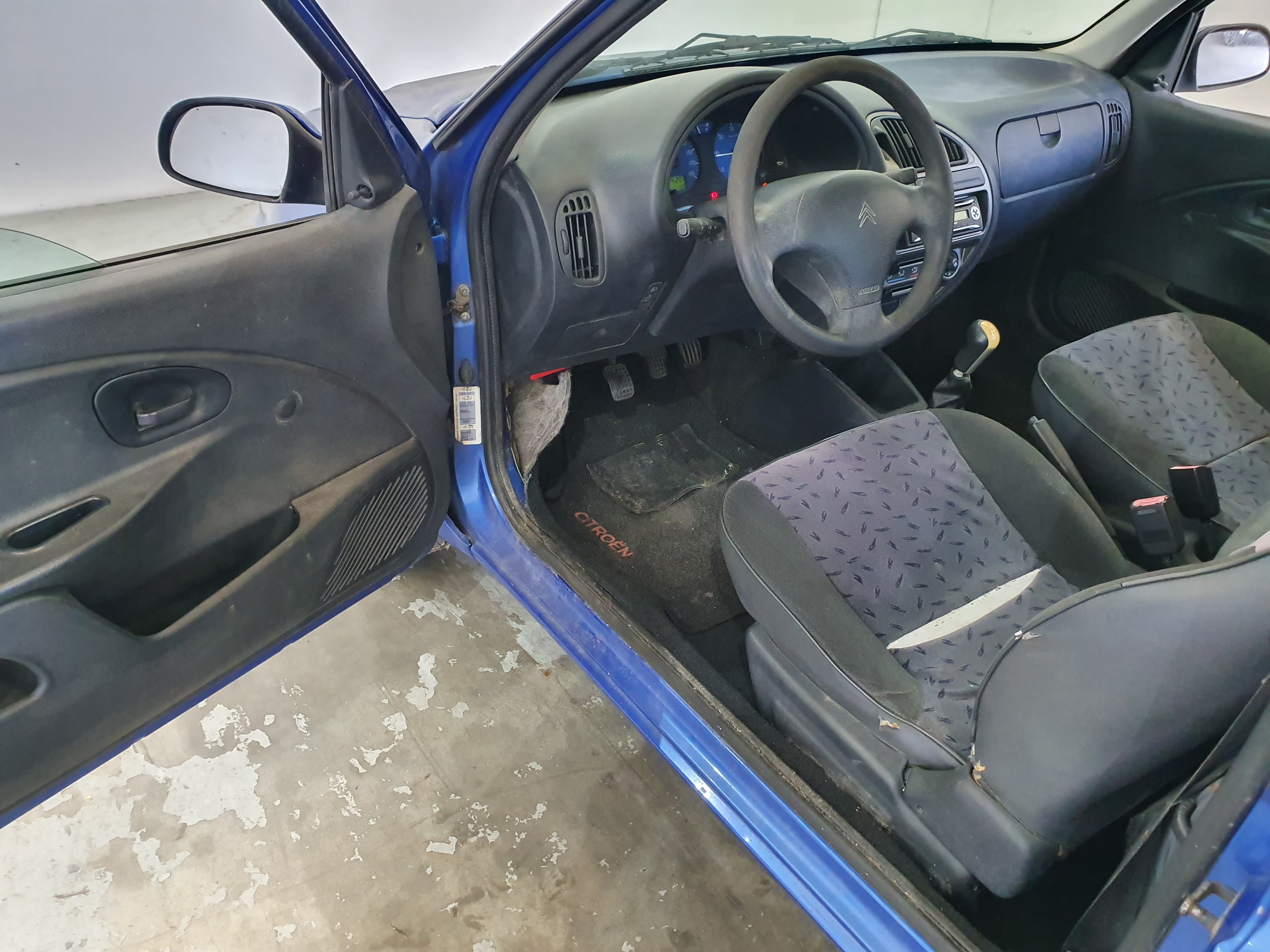 Citroën Saxo · Ano 2002 — imagem 19