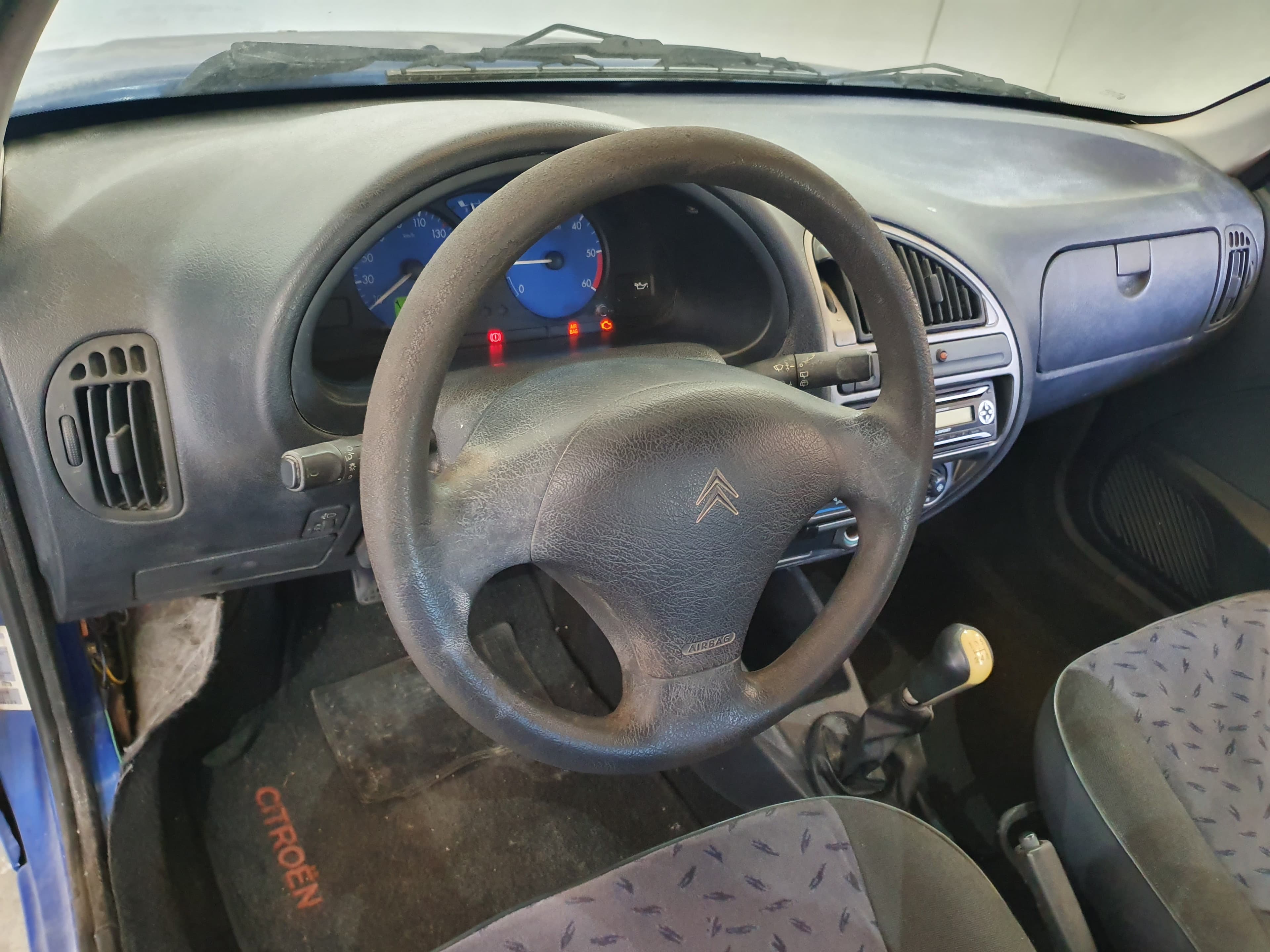 Citroën Saxo · Ano 2002 — imagem 22