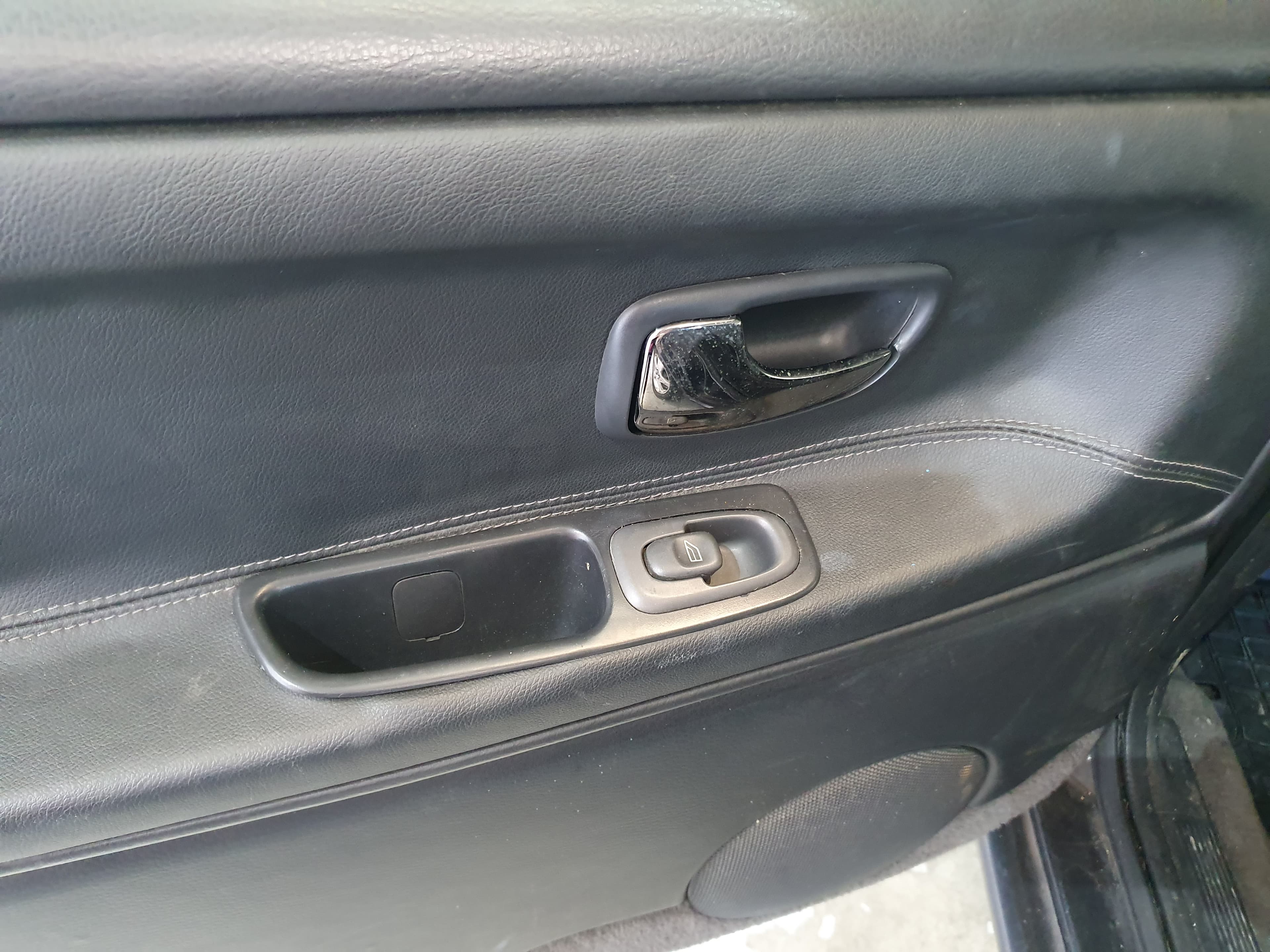 Volvo V70 · Ano 1998 — imagem 27