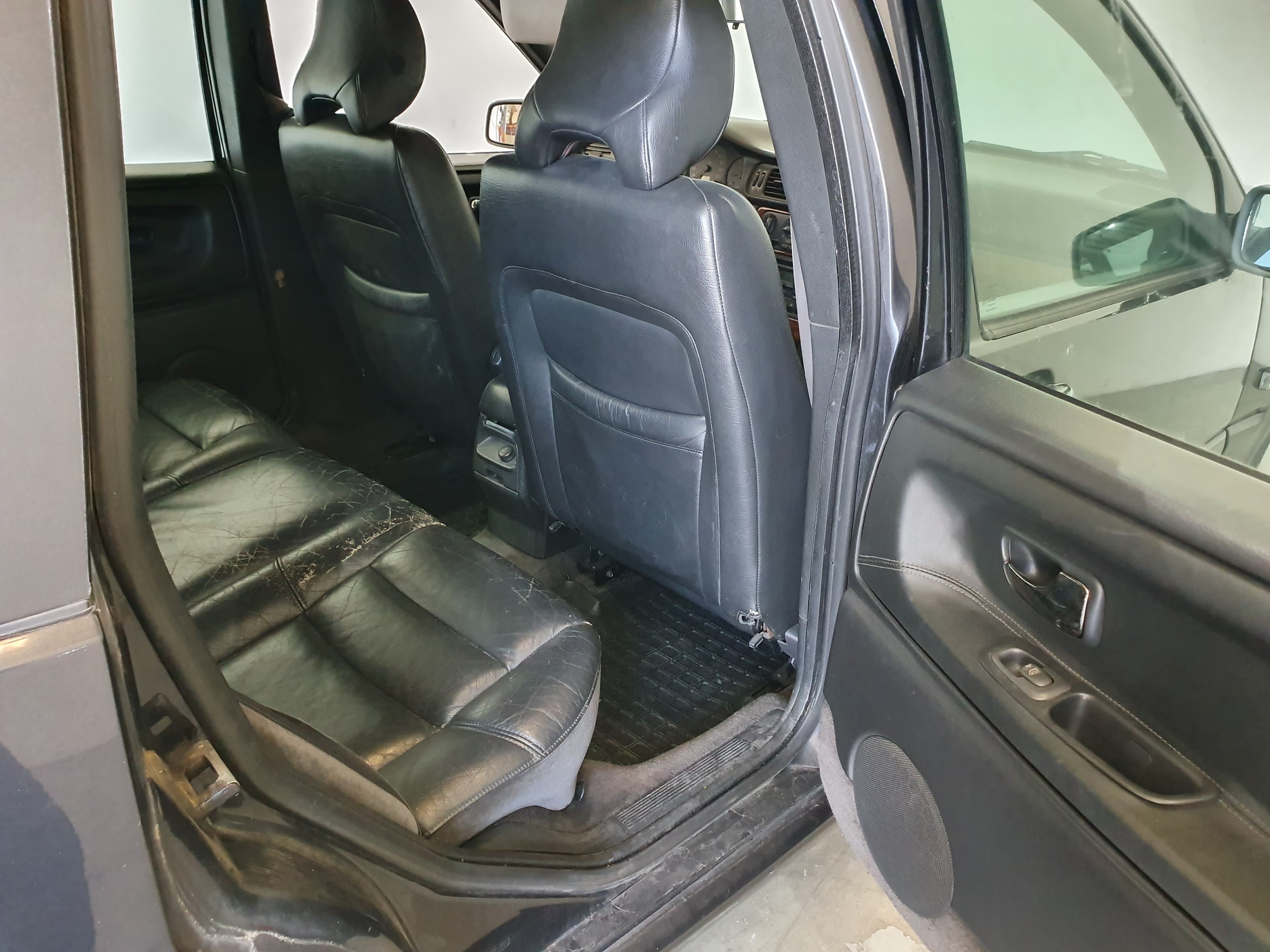 Volvo V70 · Ano 1998 — imagem 24