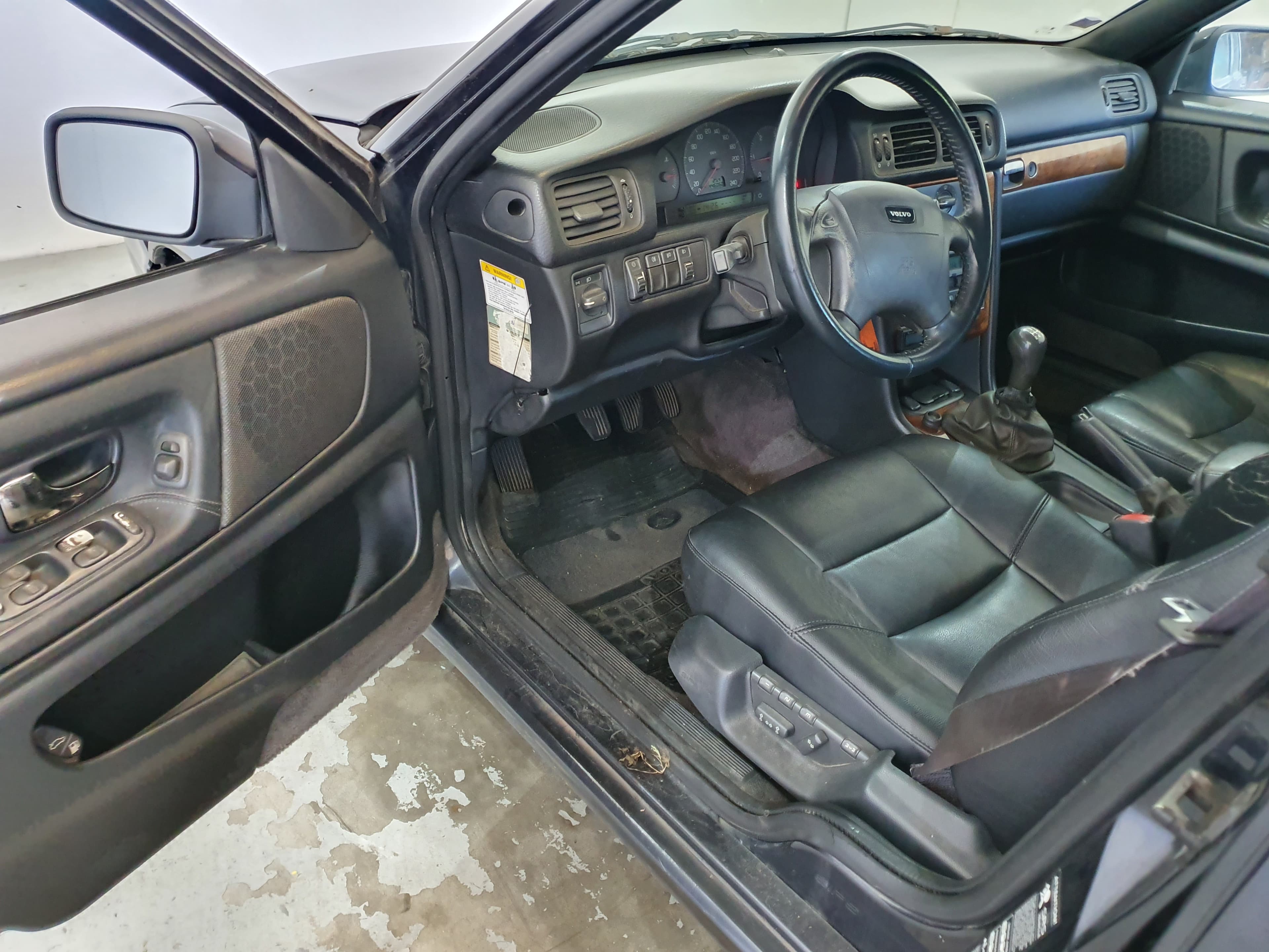 Volvo V70 · Ano 1998 — imagem 28