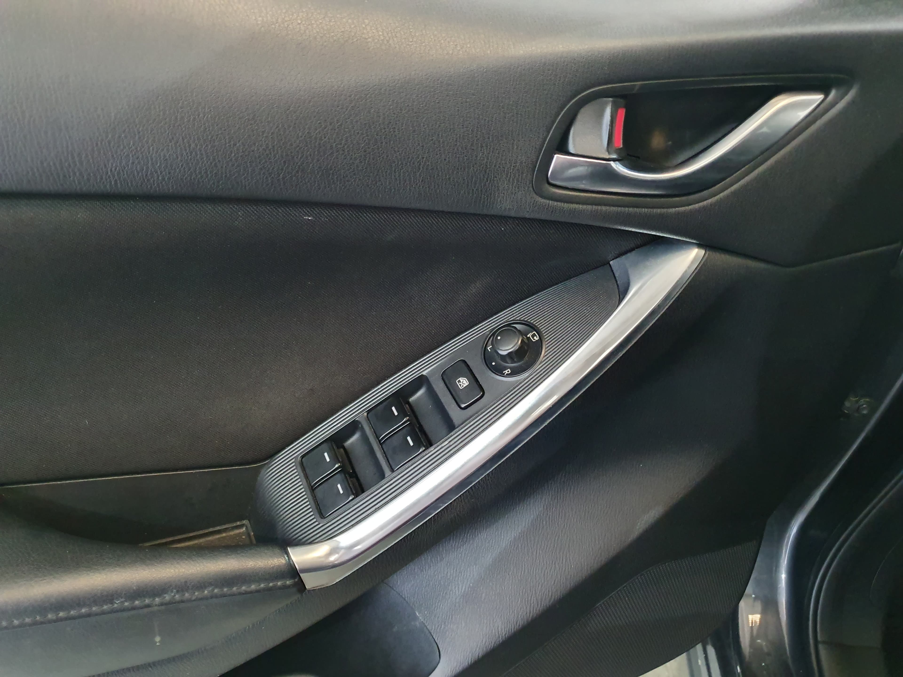 Mazda CX-5 · Ano 2014 — imagem 27