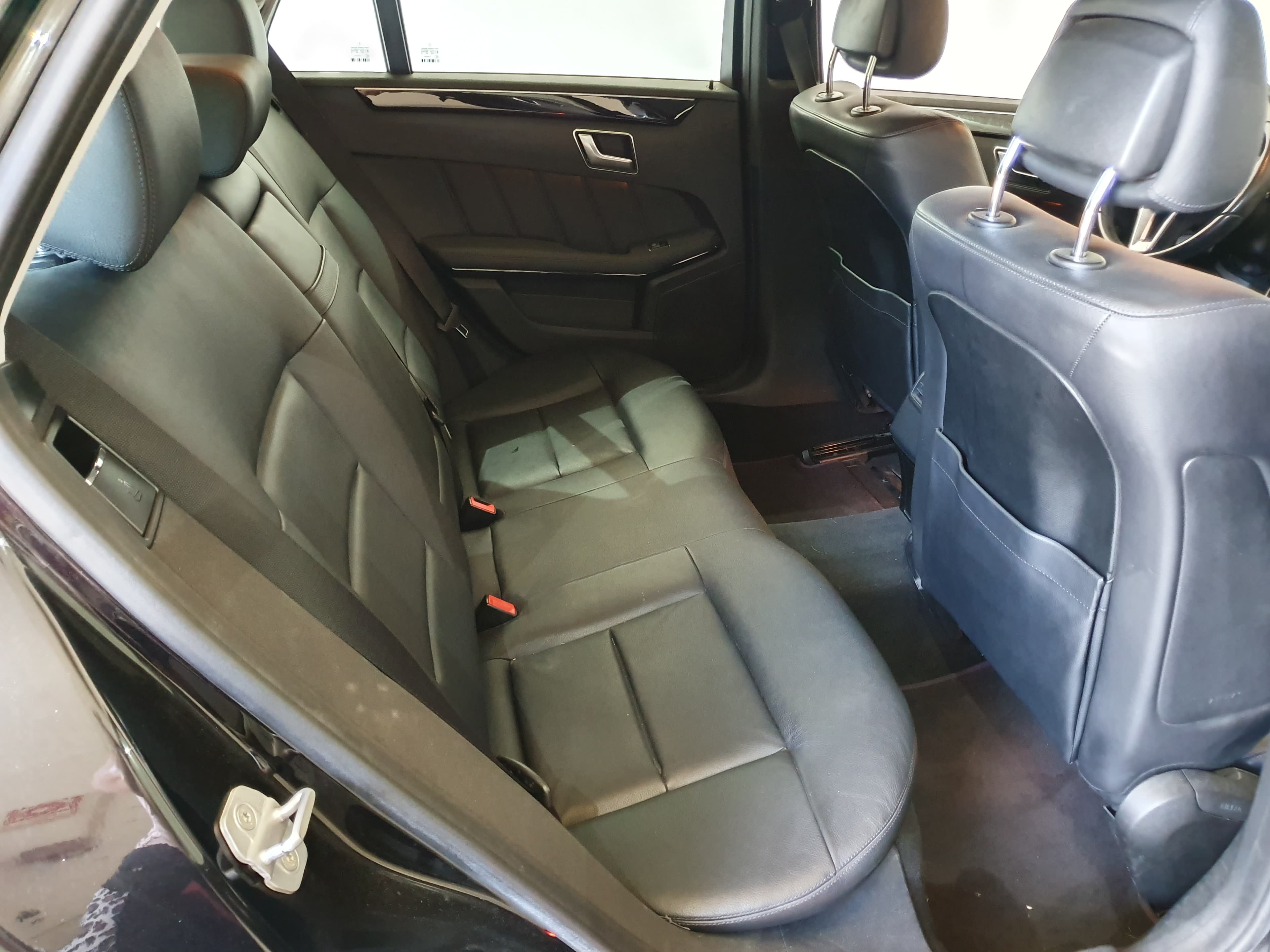 Mercedes-Benz E300 Hybrid · Ano 2012 — imagem 24