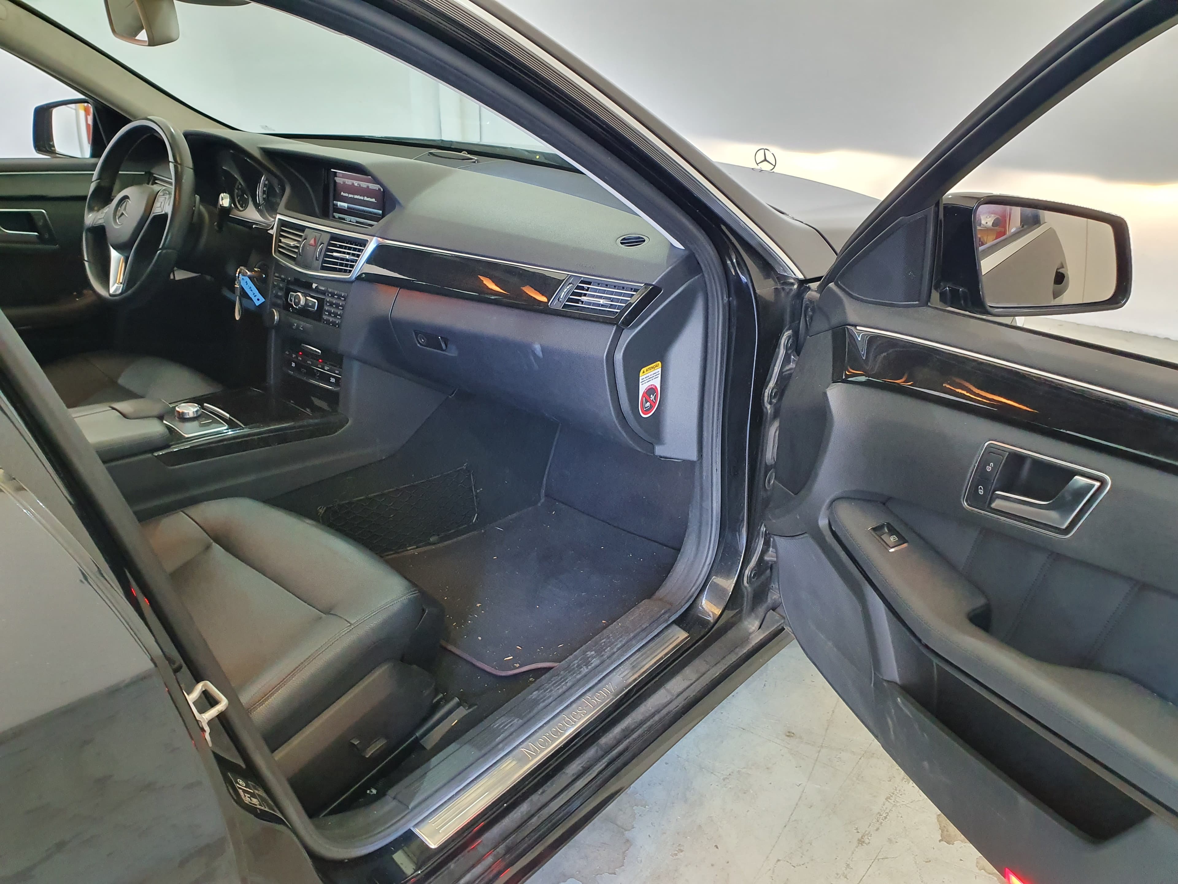 Mercedes-Benz E300 Hybrid · Ano 2012 — imagem 25