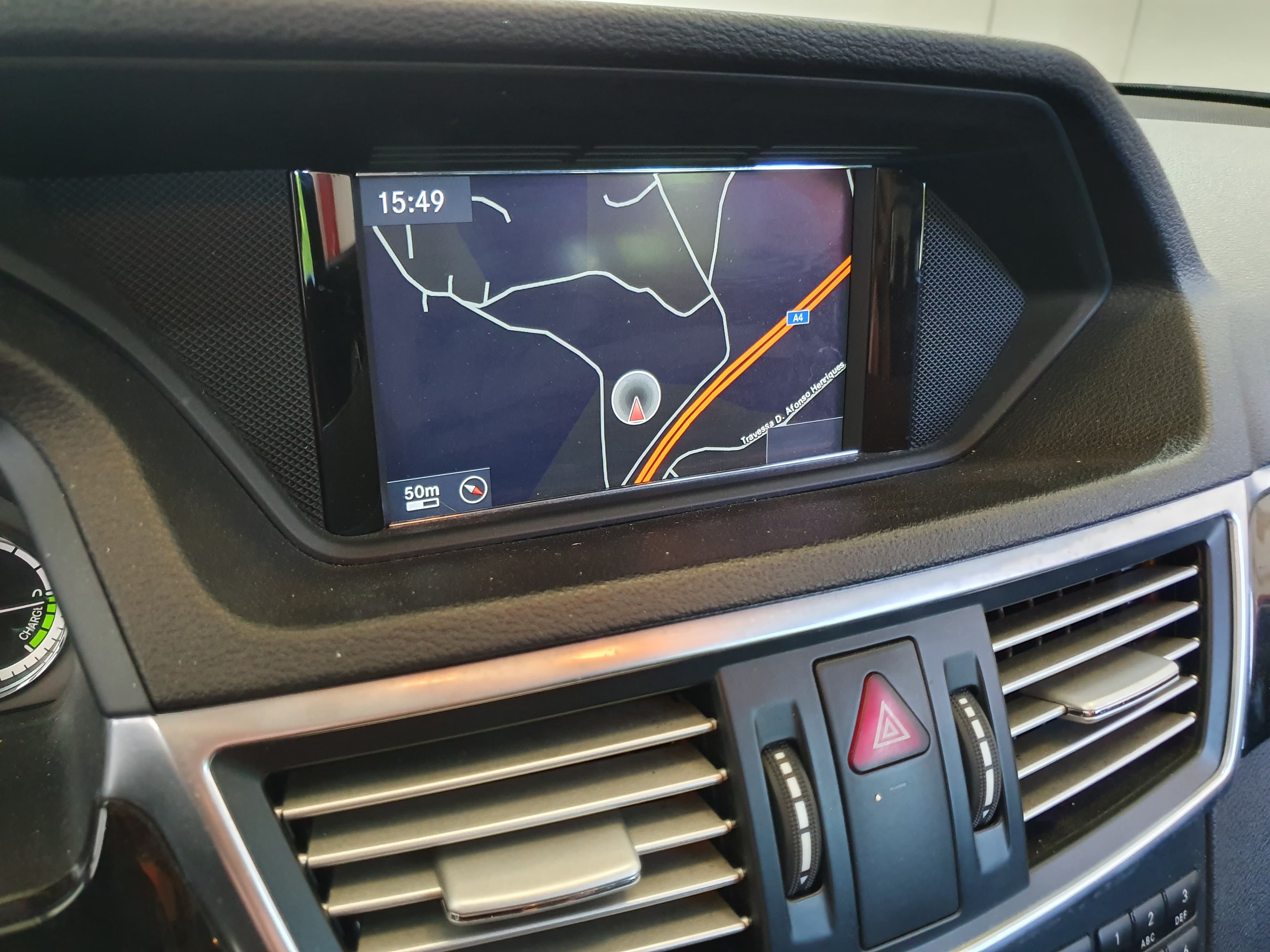 Mercedes-Benz E300 Hybrid · Ano 2012 — imagem 37