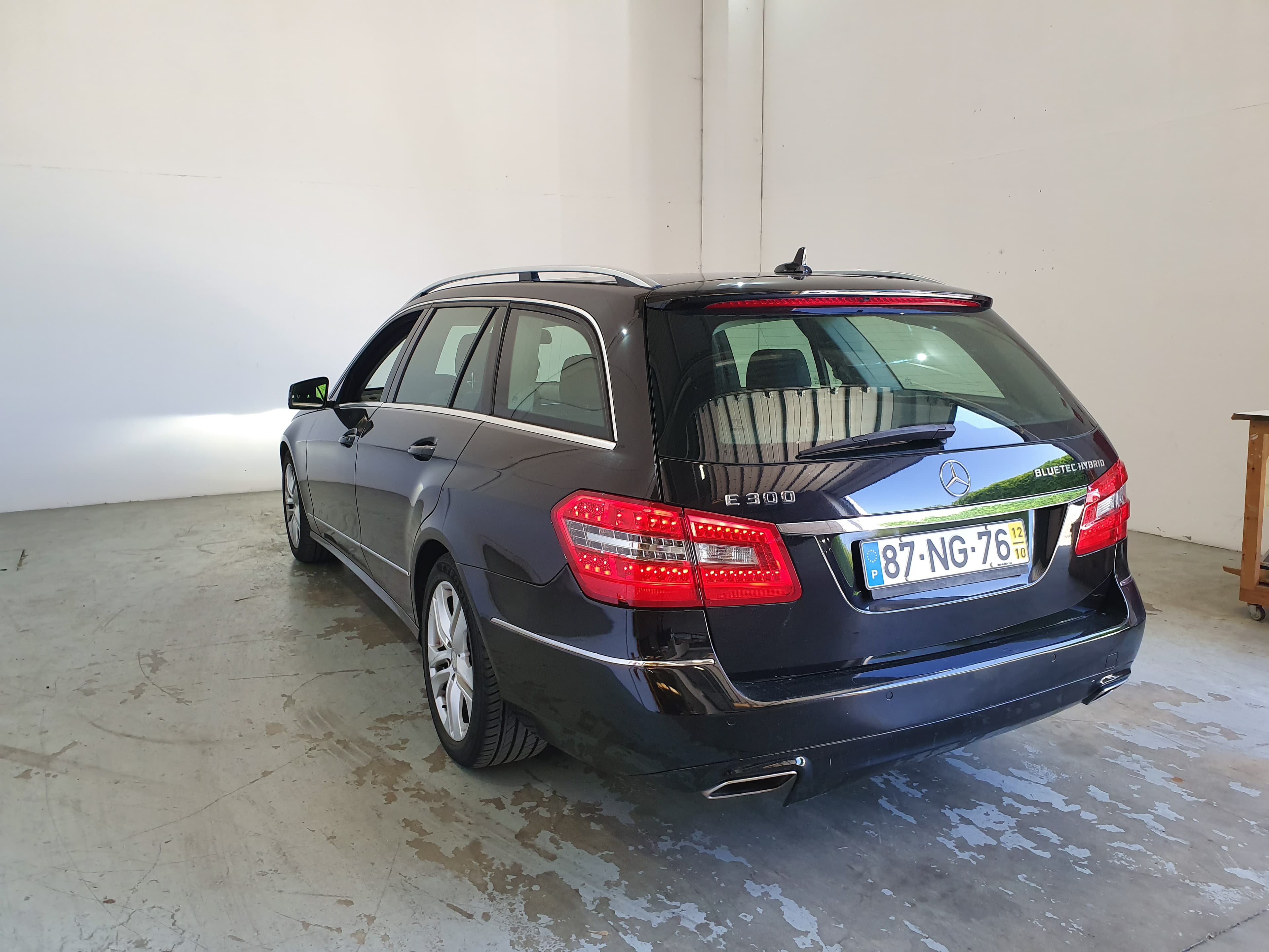 Mercedes-Benz E300 Hybrid · Ano 2012 — imagem 9