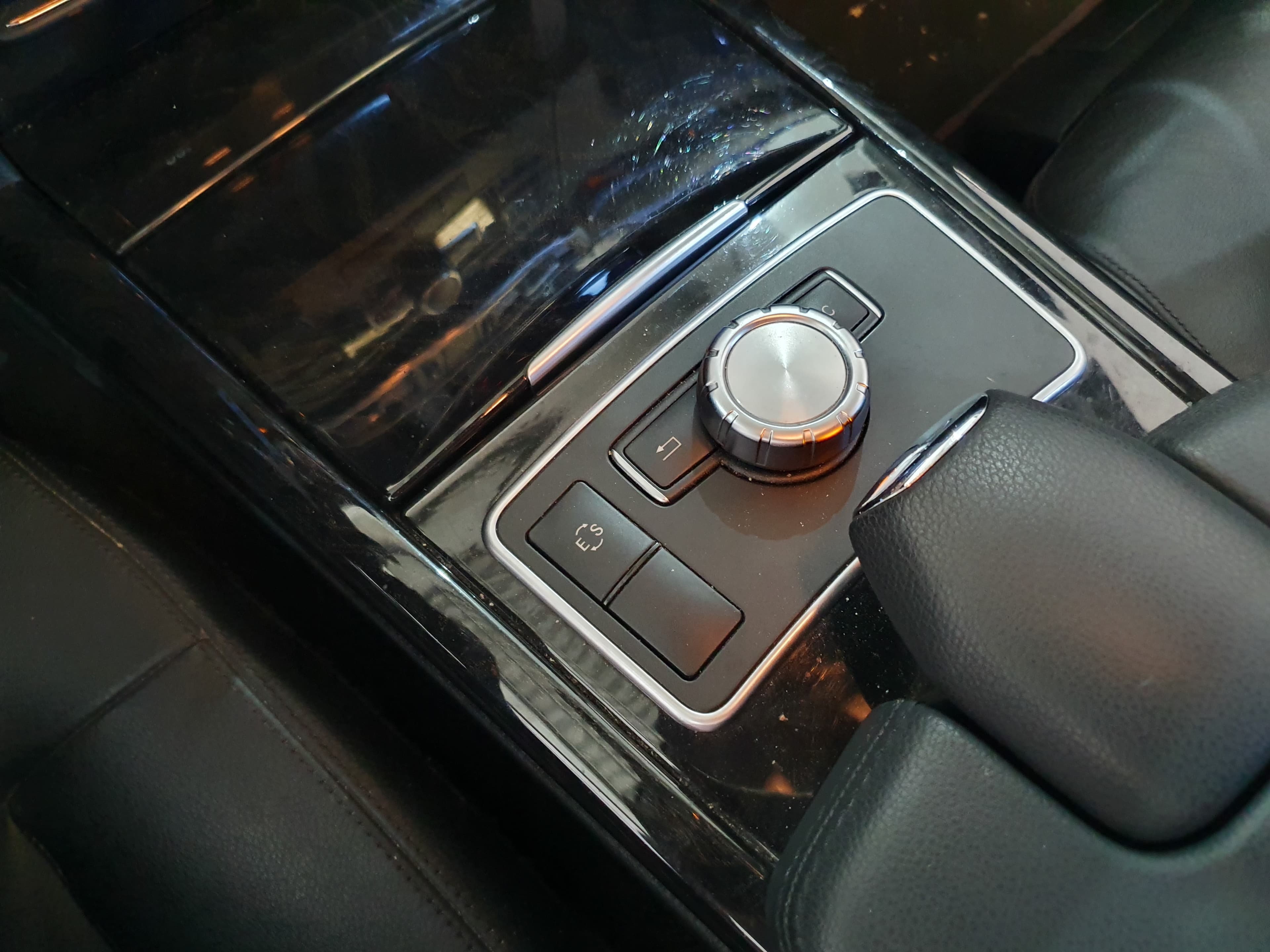 Mercedes-Benz E300 Hybrid · Ano 2012 — imagem 39