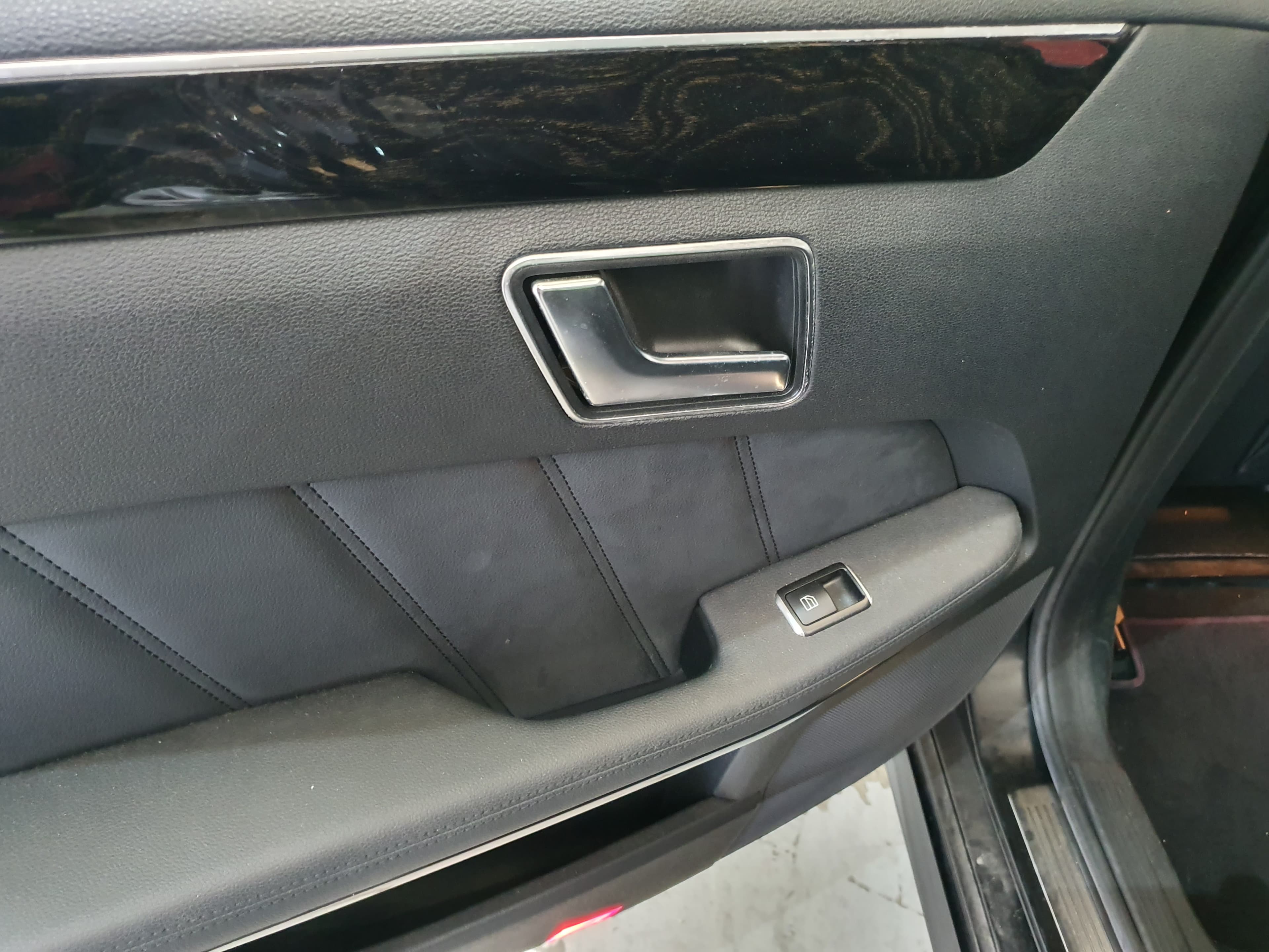 Mercedes-Benz E300 Hybrid · Ano 2012 — imagem 29