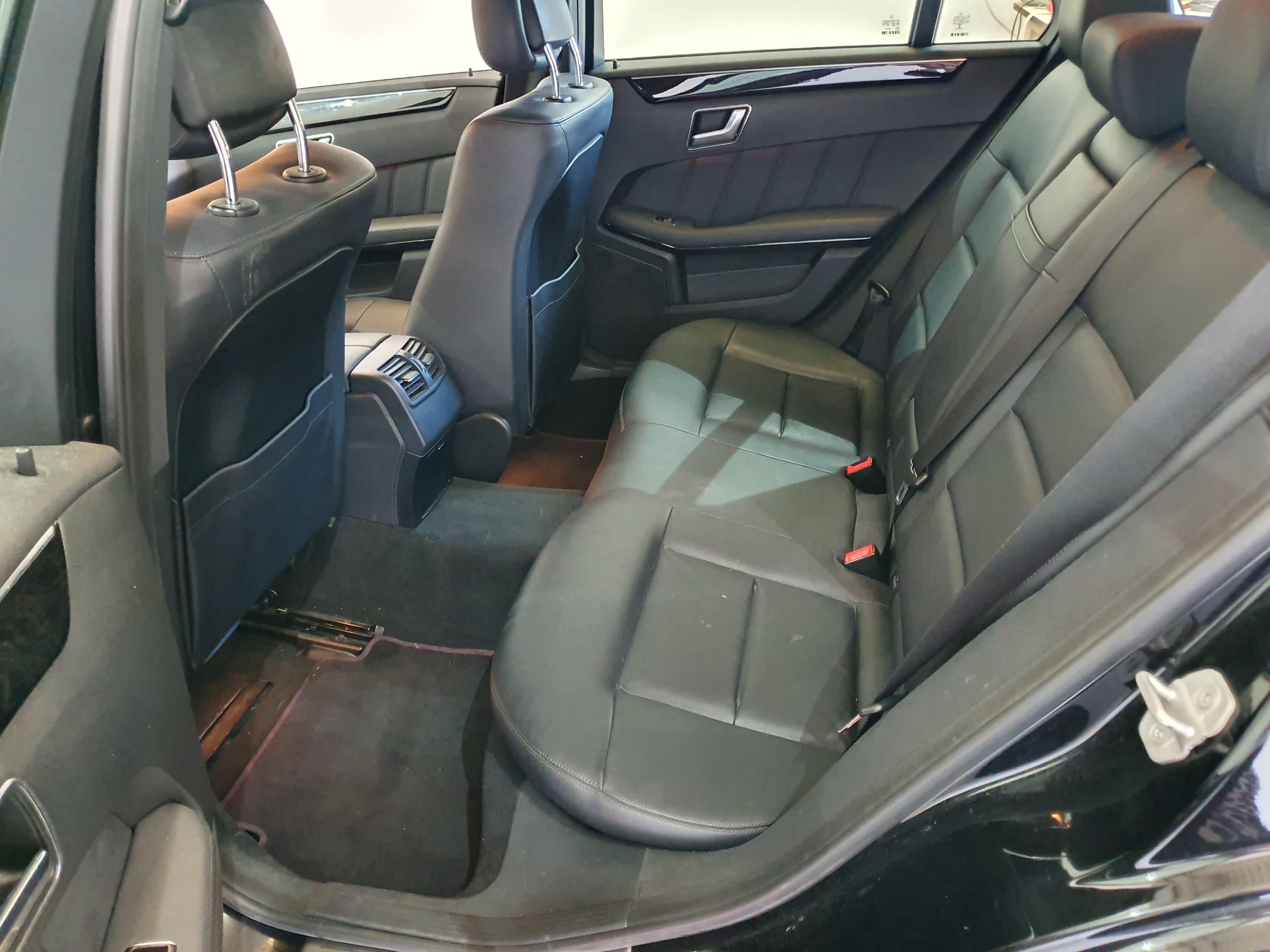 Mercedes-Benz E300 Hybrid · Ano 2012 — imagem 30