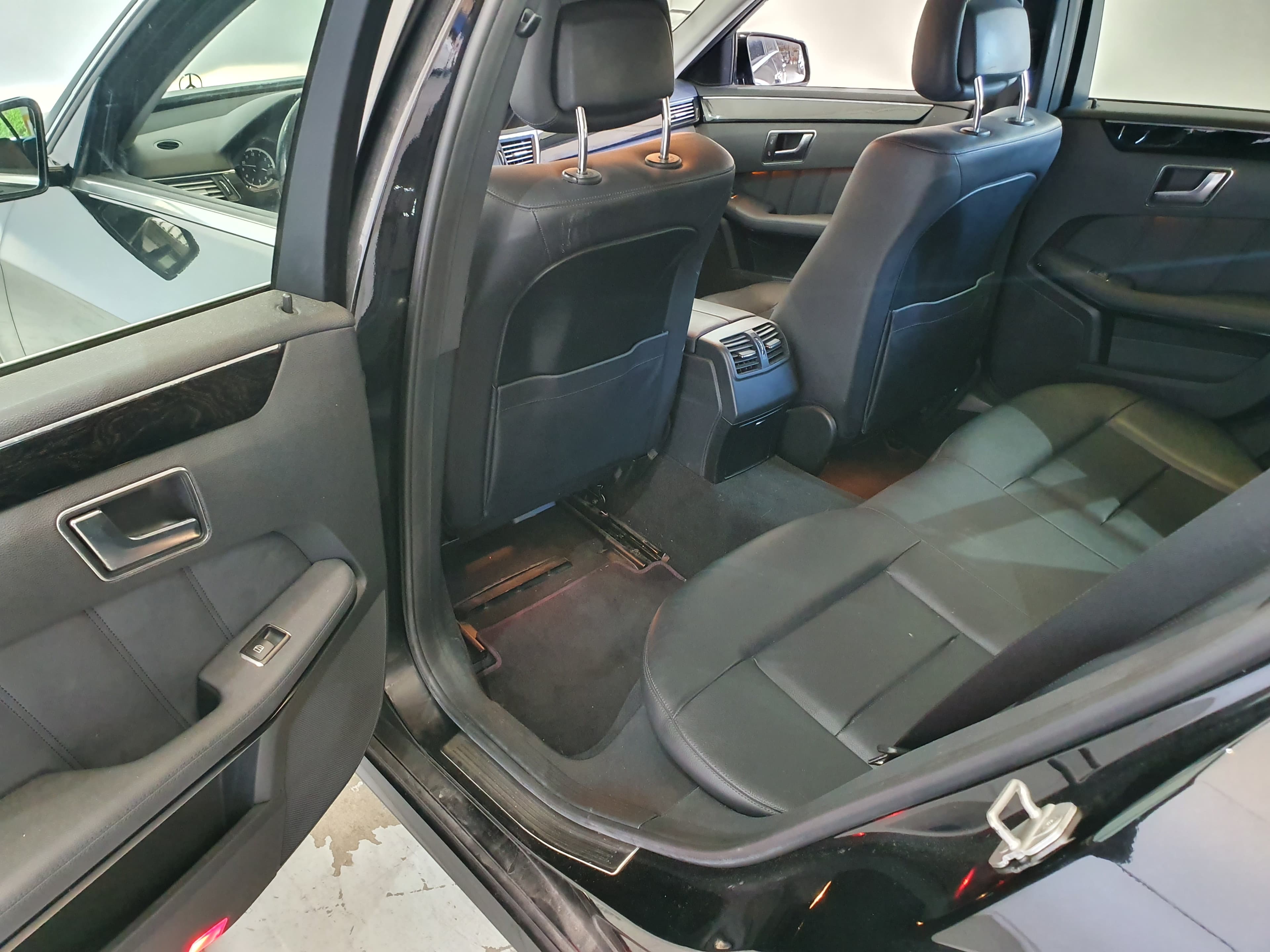 Mercedes-Benz E300 Hybrid · Ano 2012 — imagem 28