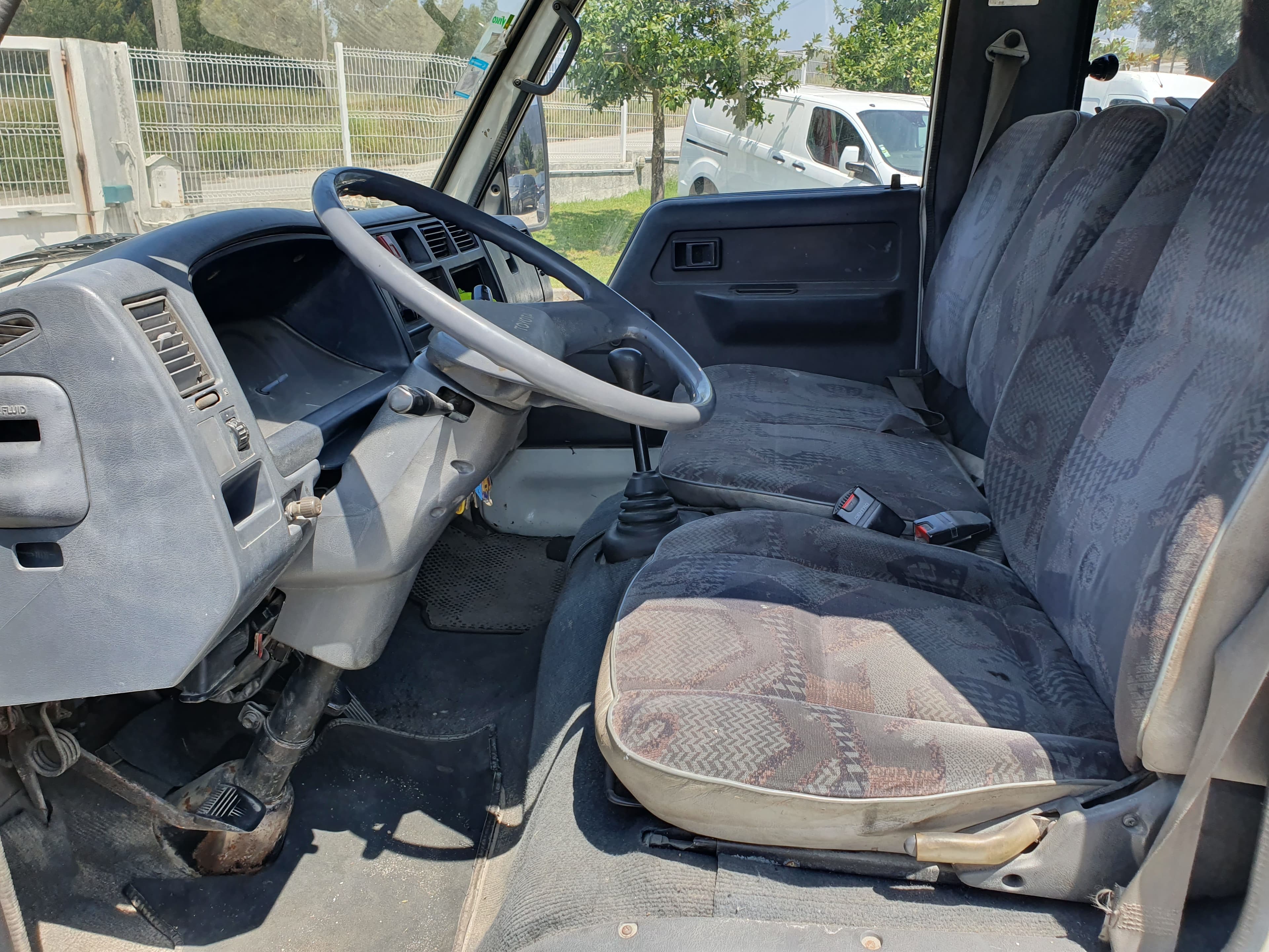 Toyota Dyna 150 · Ano 2001 — imagen 28