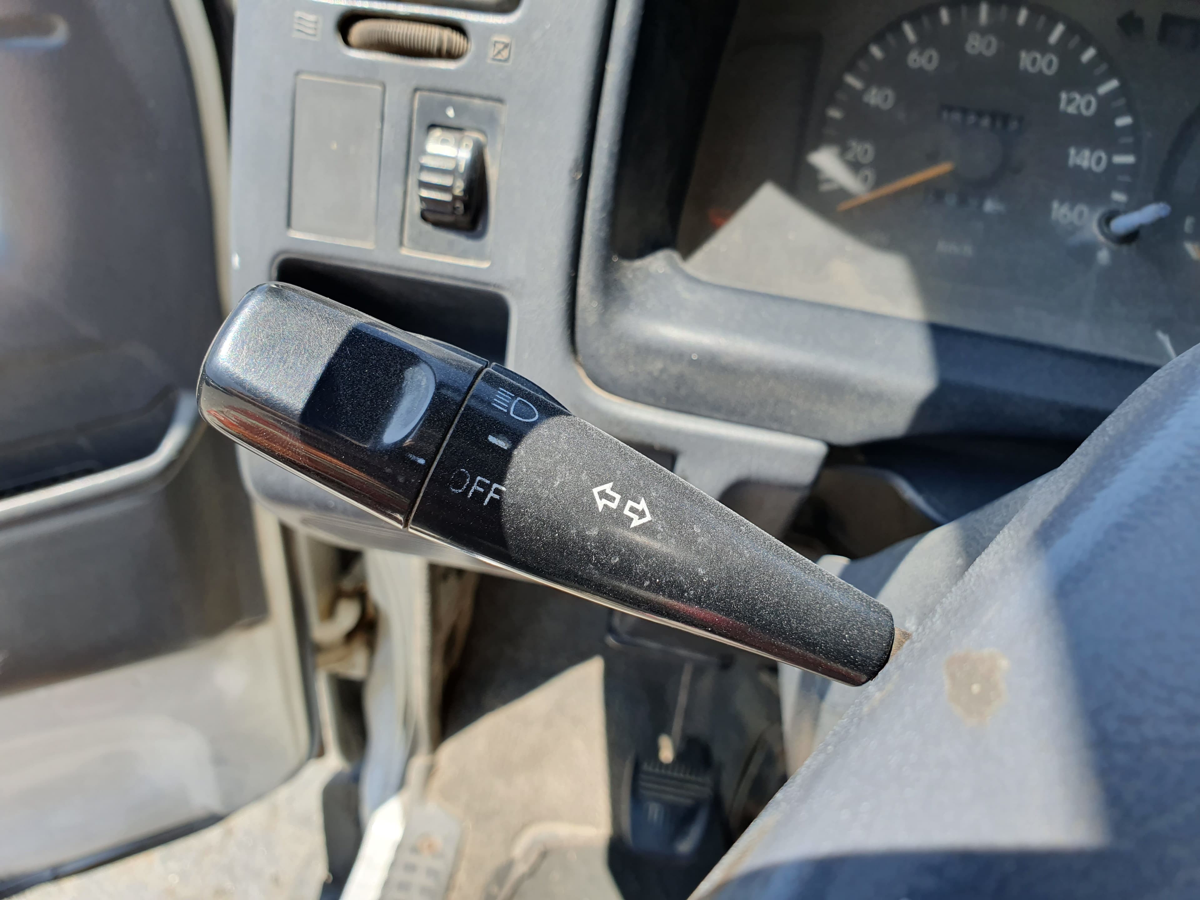 Toyota Dyna 150 · Ano 2001 — imagen 30