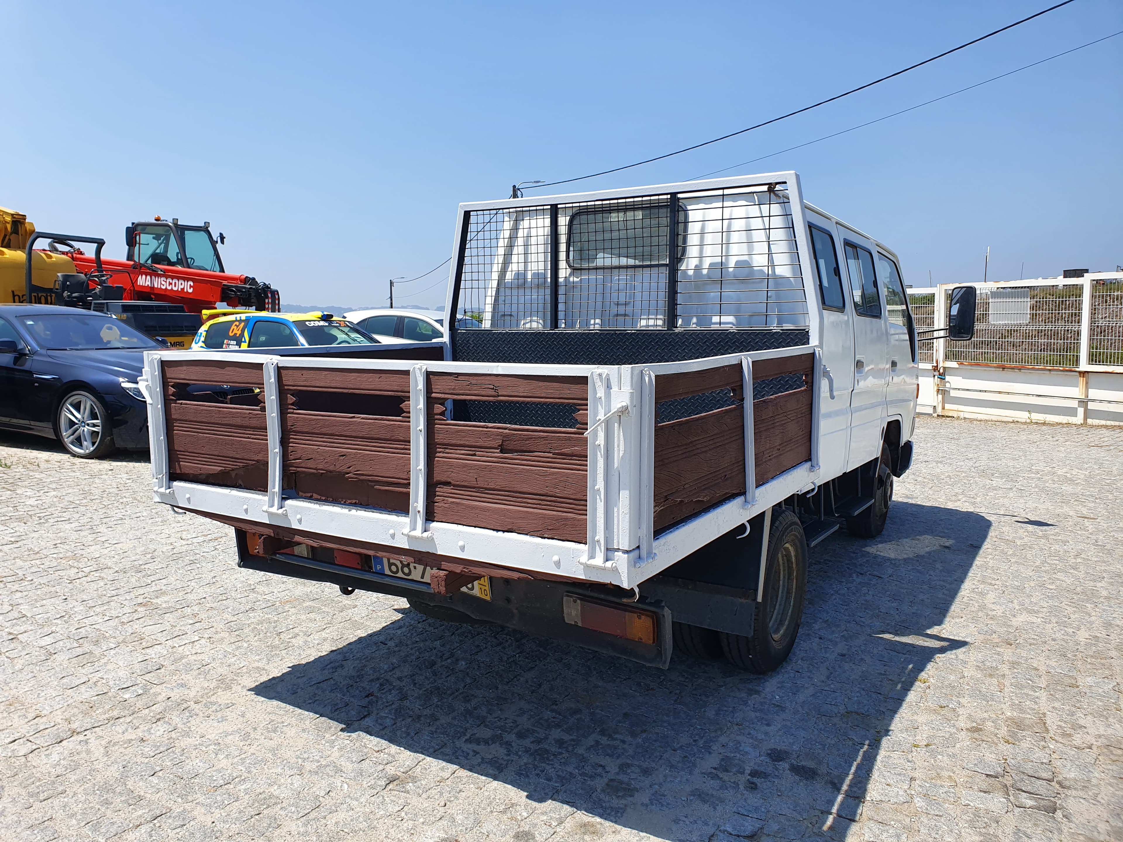 Toyota Dyna 150 · Ano 2001 — imagen 4