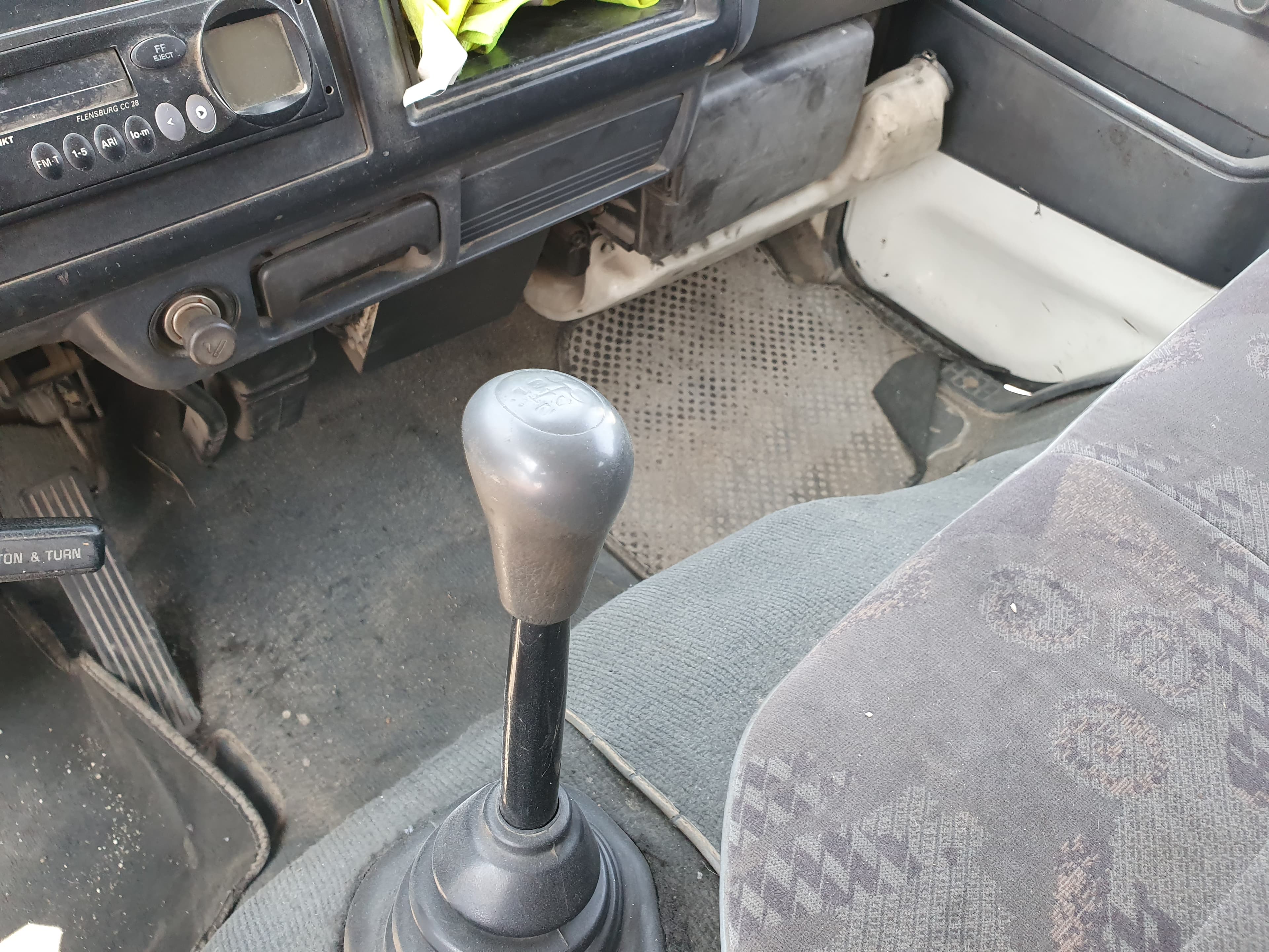 Toyota Dyna 150 · Ano 2001 — imagen 26