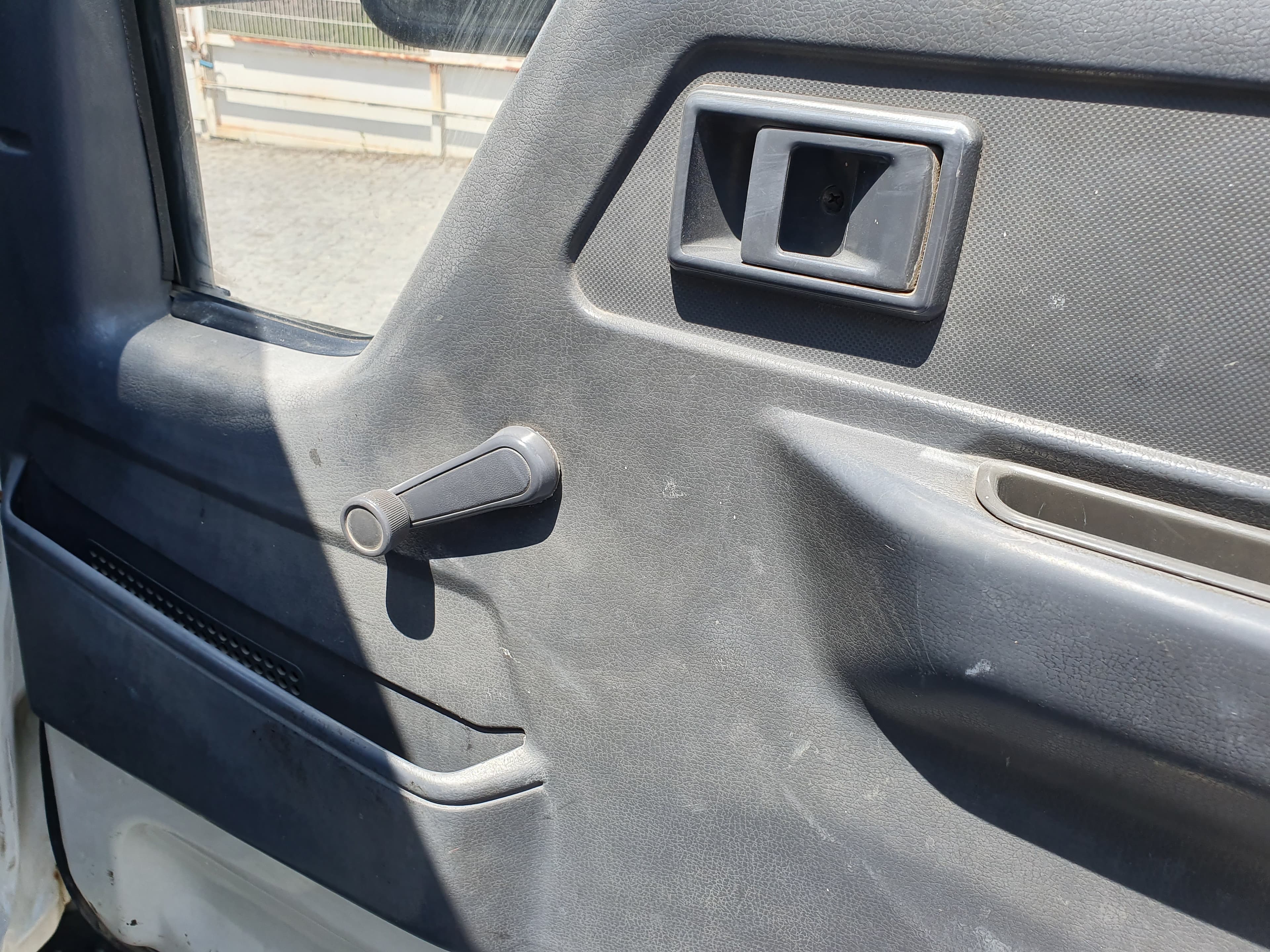 Toyota Dyna 150 · Ano 2001 — imagen 20