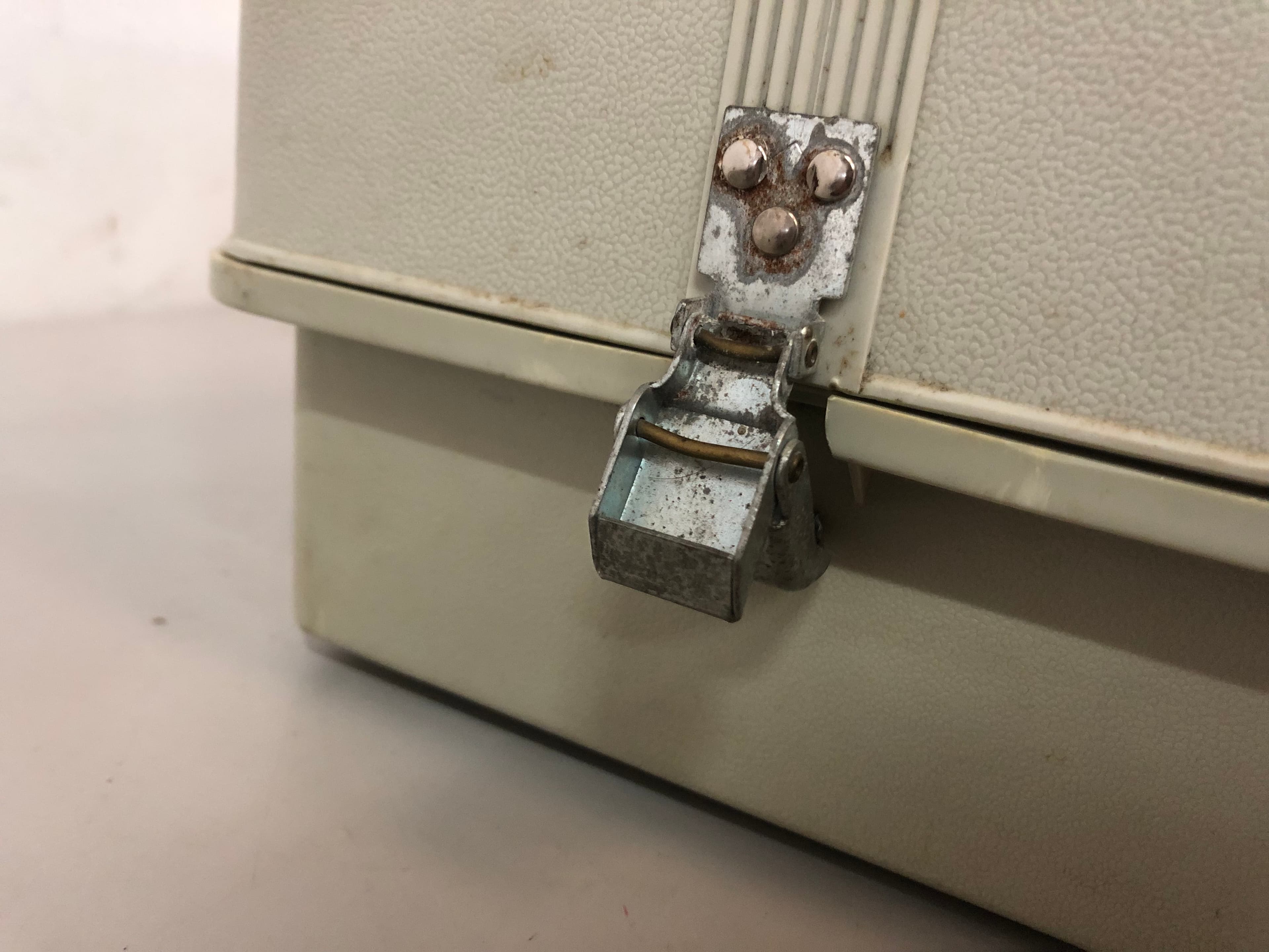 Sewing Machine — image 11