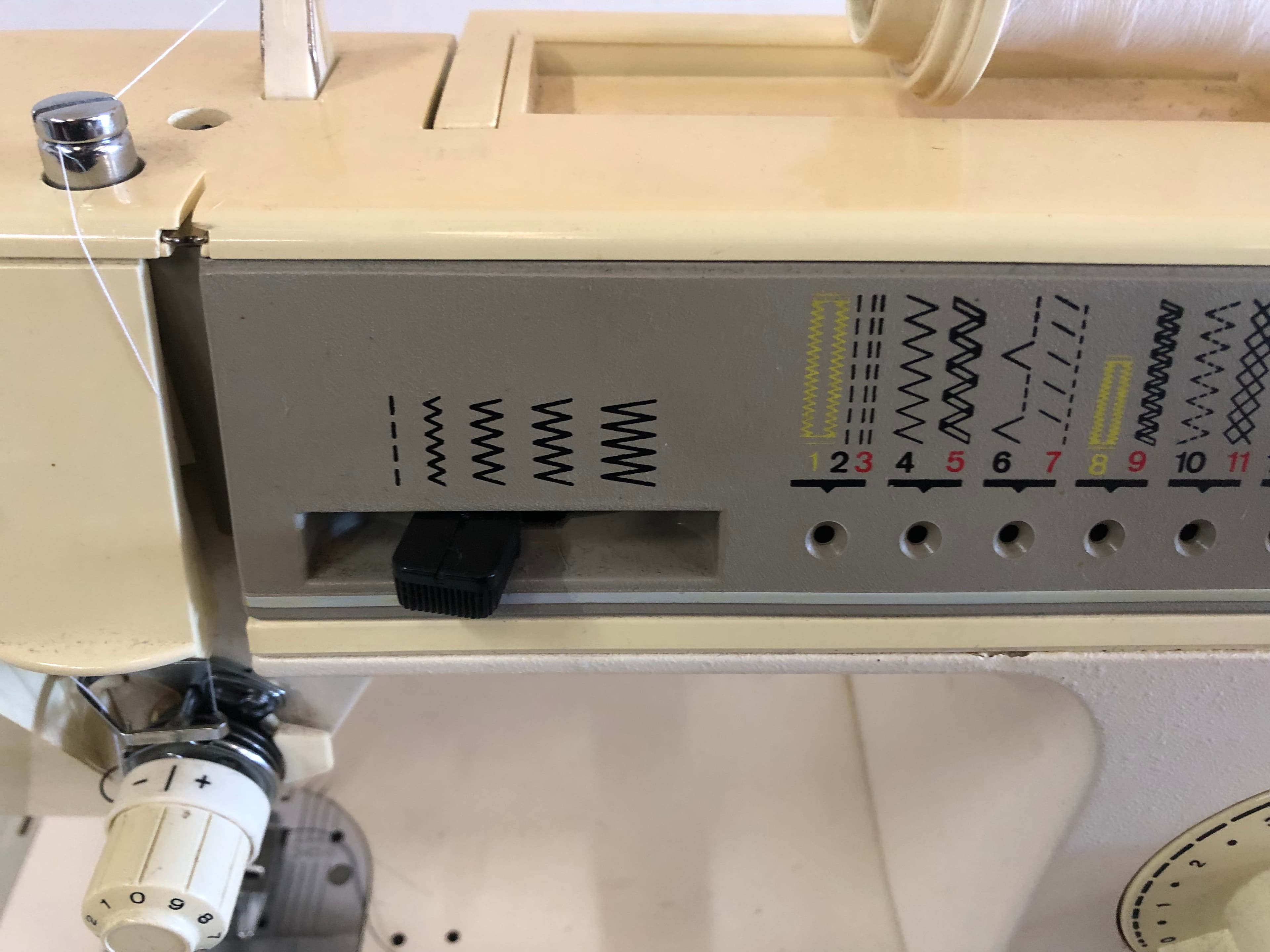Sewing Machine — image 5
