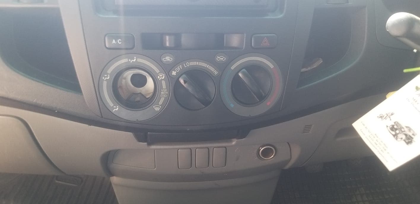 Toyota Hilux — imagen 7