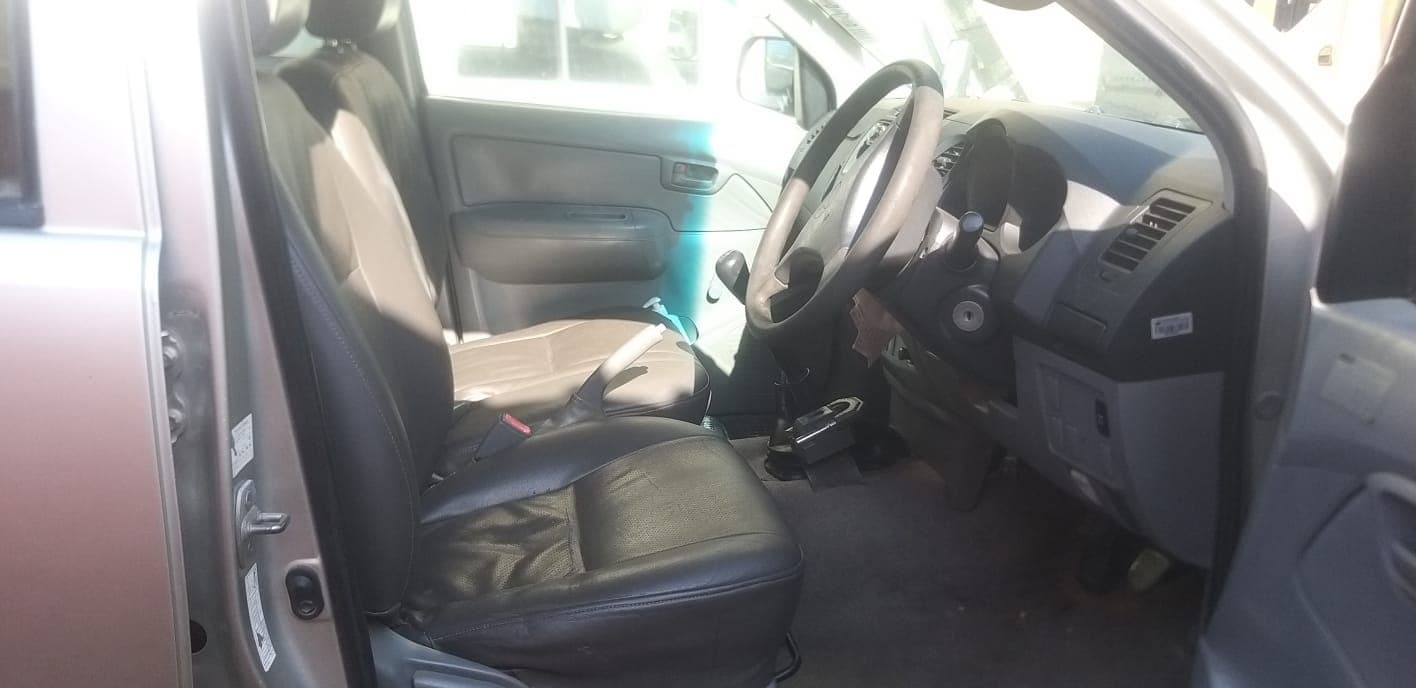 Toyota Hilux — imagem 5