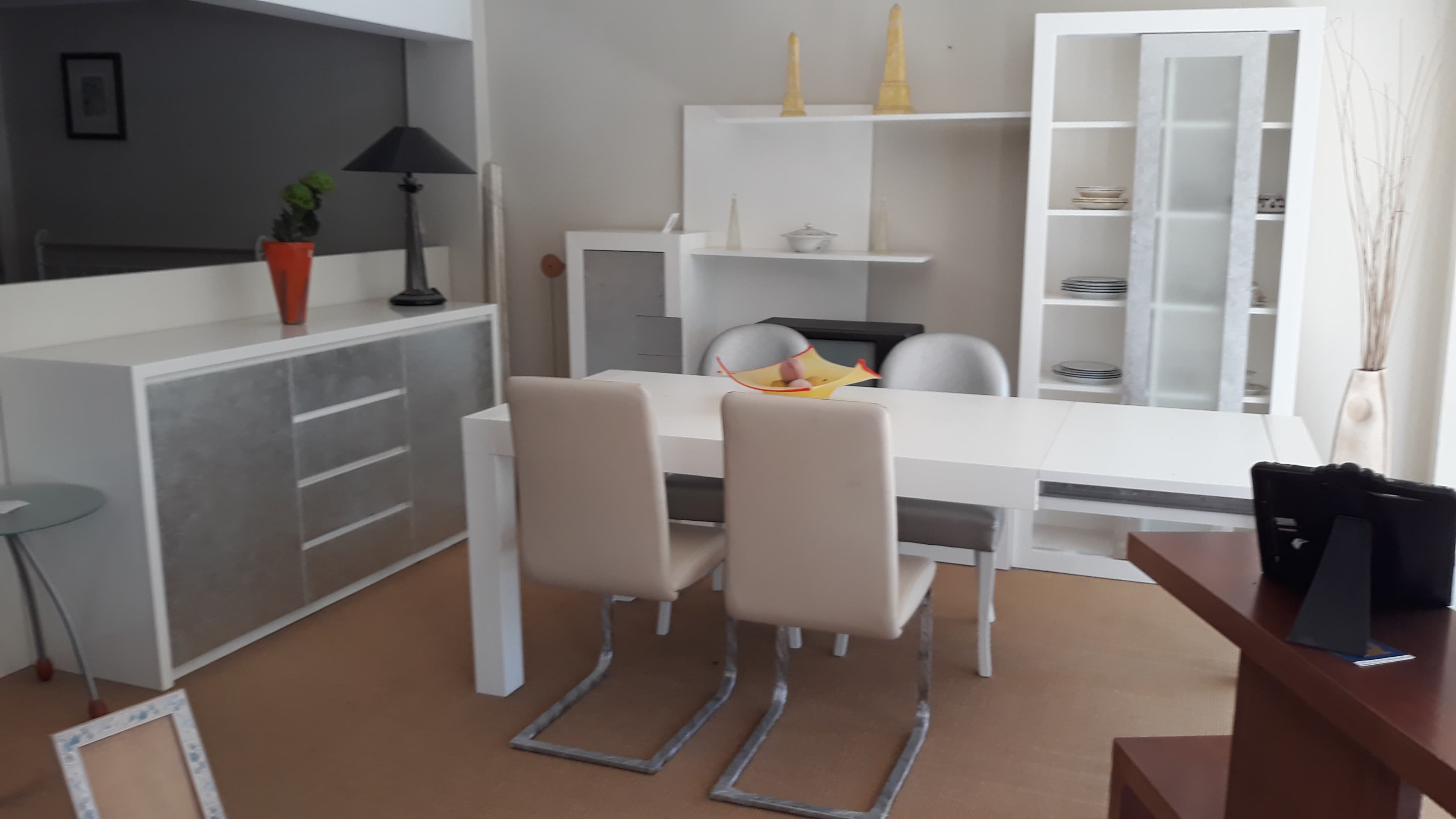 Mobiliario — imagen 1