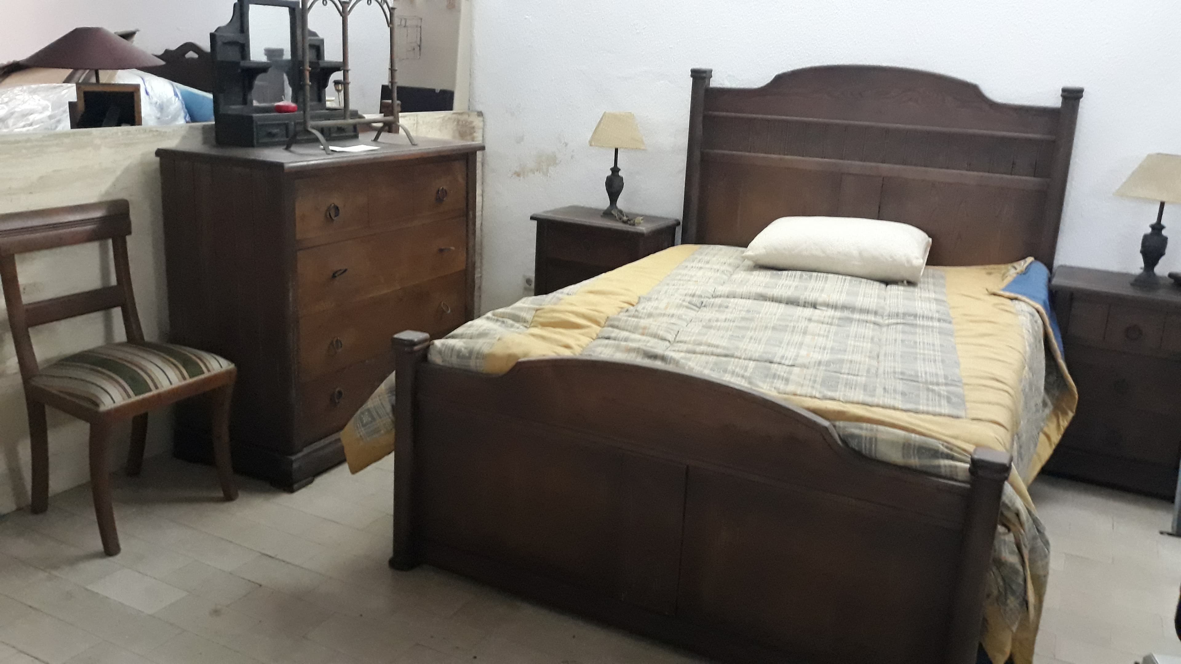 Mobiliario — imagen 71