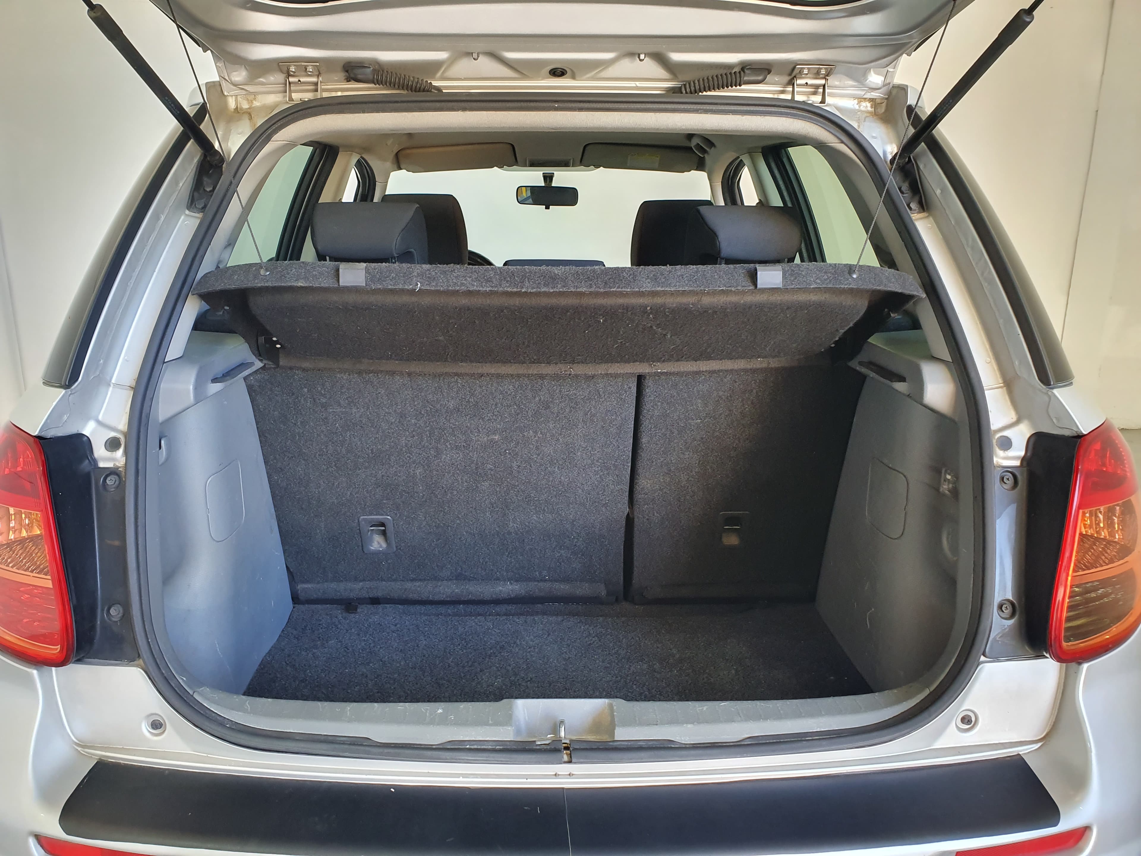 Suzuki SX4 1.6 DDIS · Ano 2010 — image 6