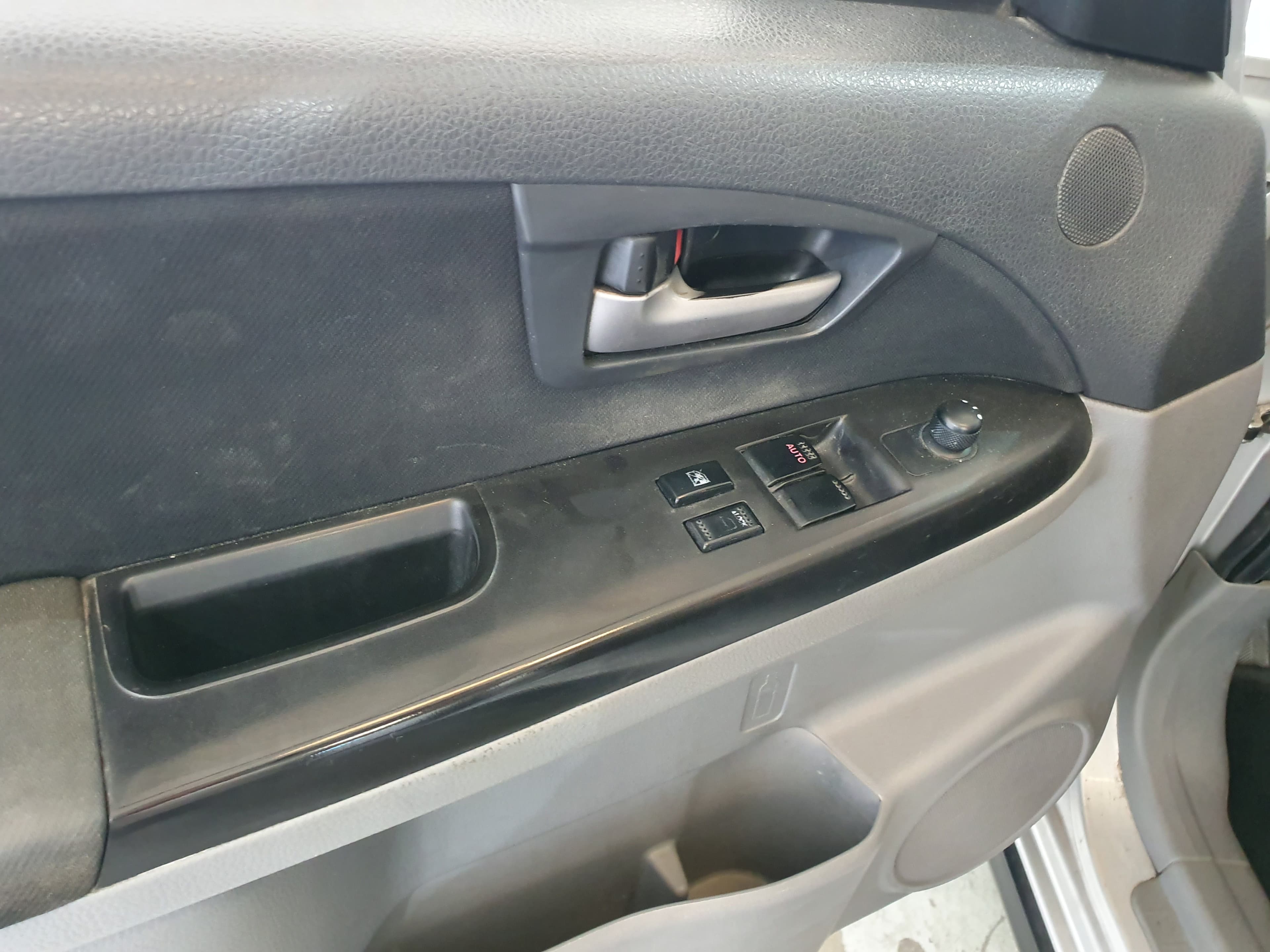 Suzuki SX4 1.6 DDIS · Ano 2010 — image 27