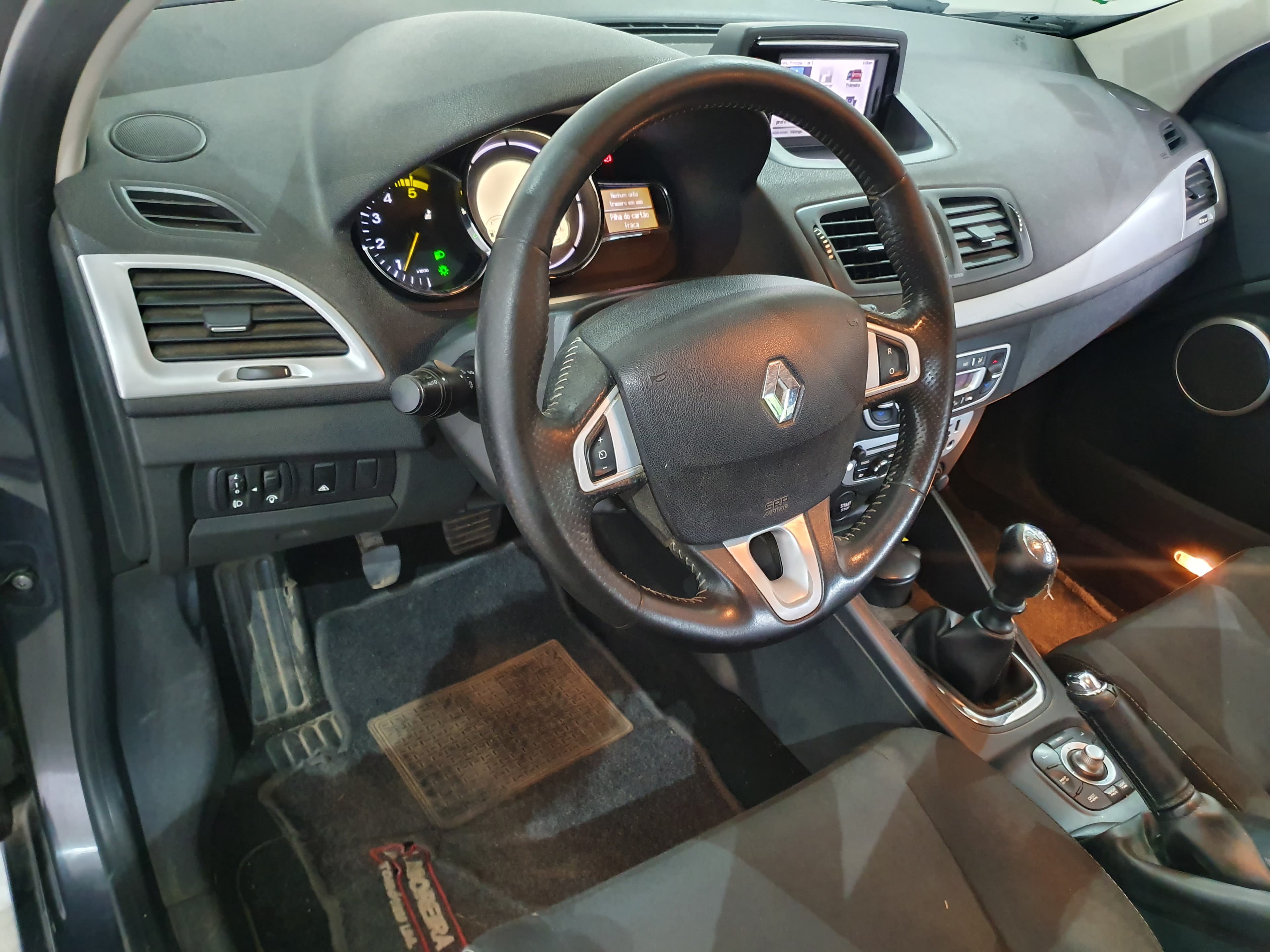 Renault Mégane · Ano 2012 — imagem 35