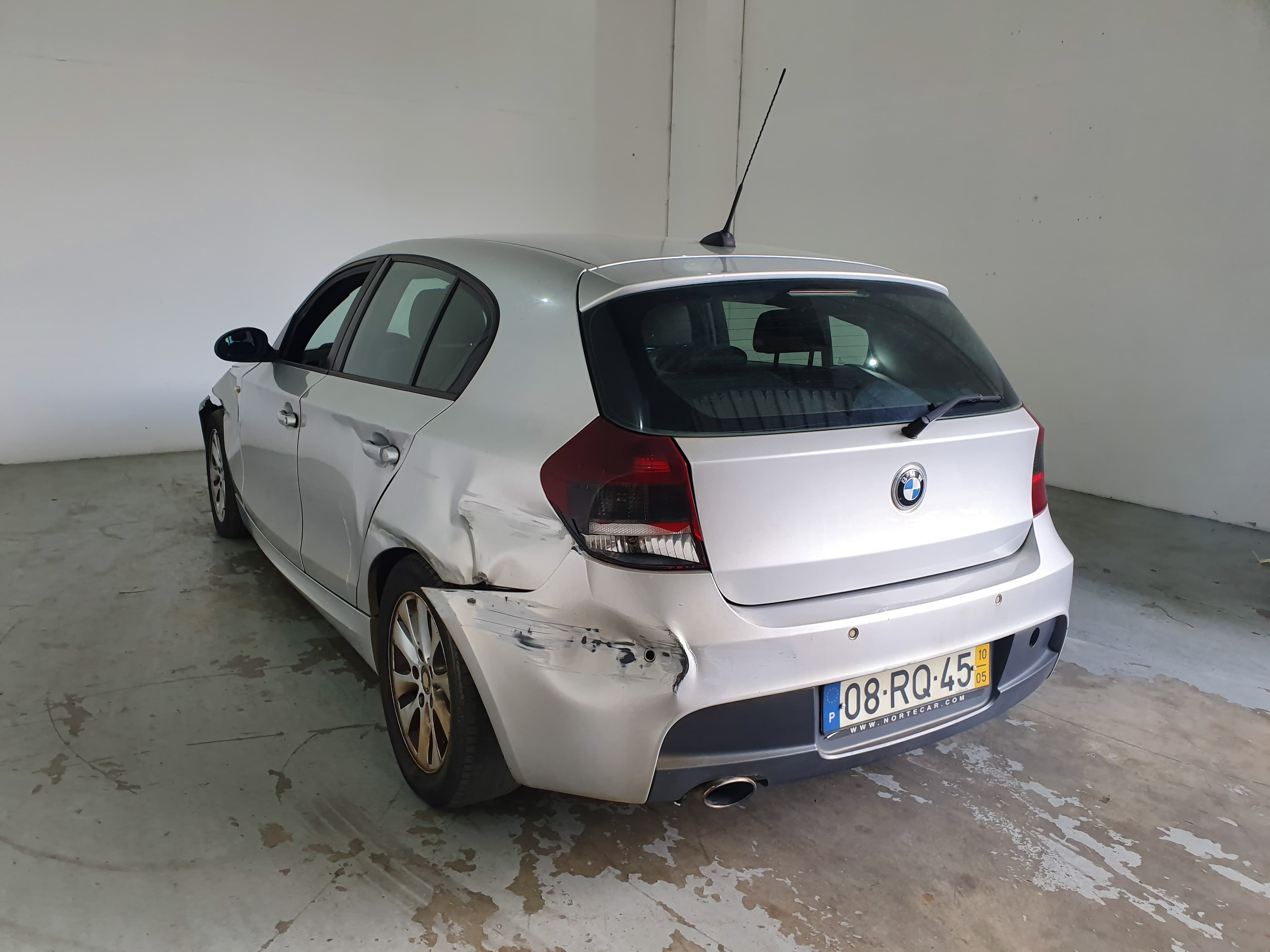 BMW 116D · Ano 2010 — image 7