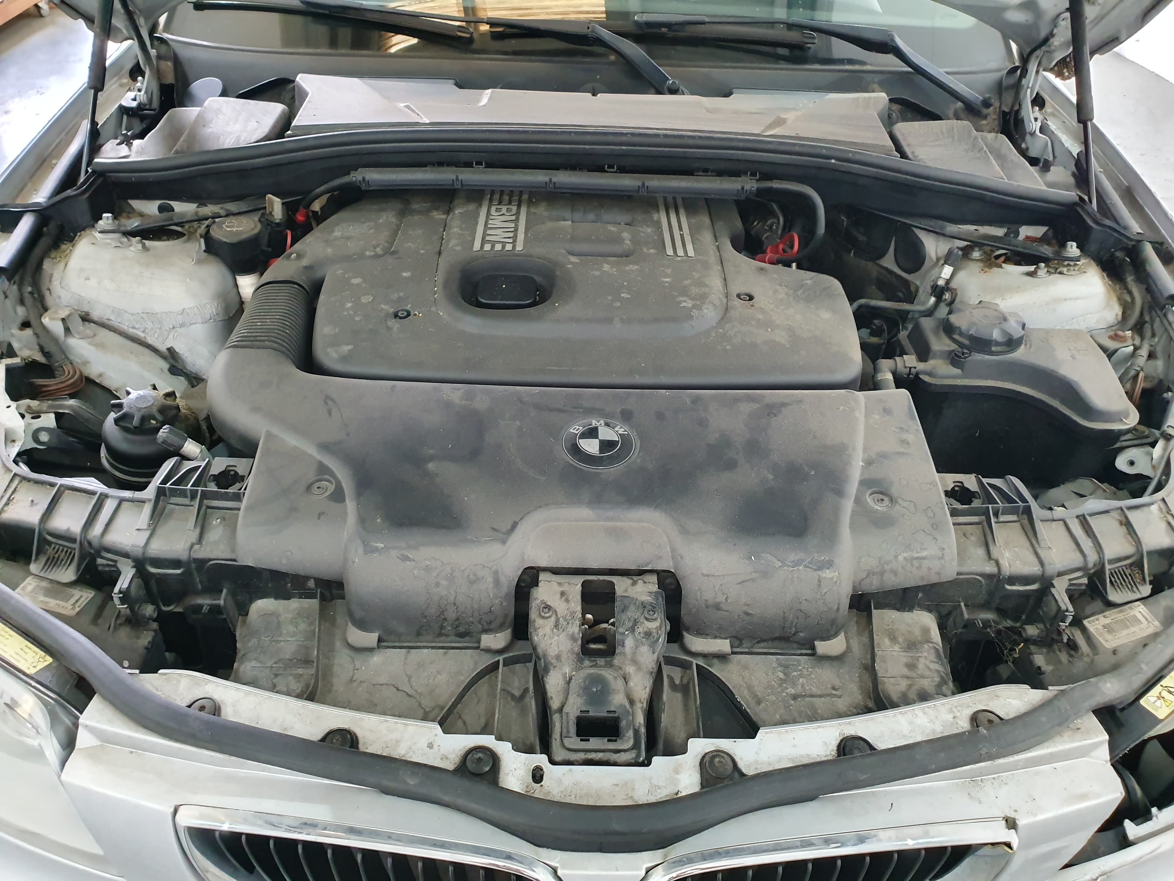 BMW 116D · Ano 2010 — image 17