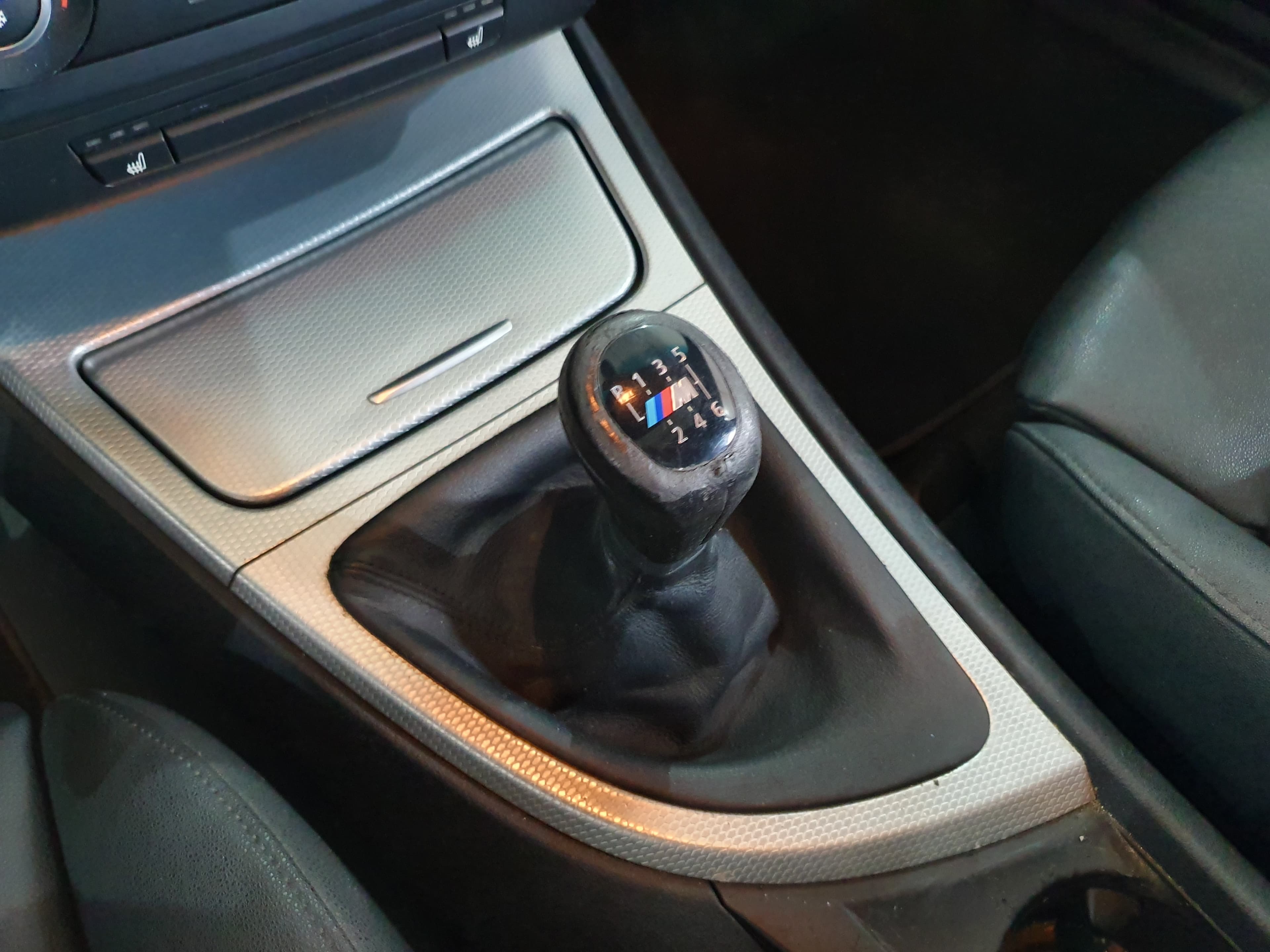 BMW 116D · Ano 2010 — image 43