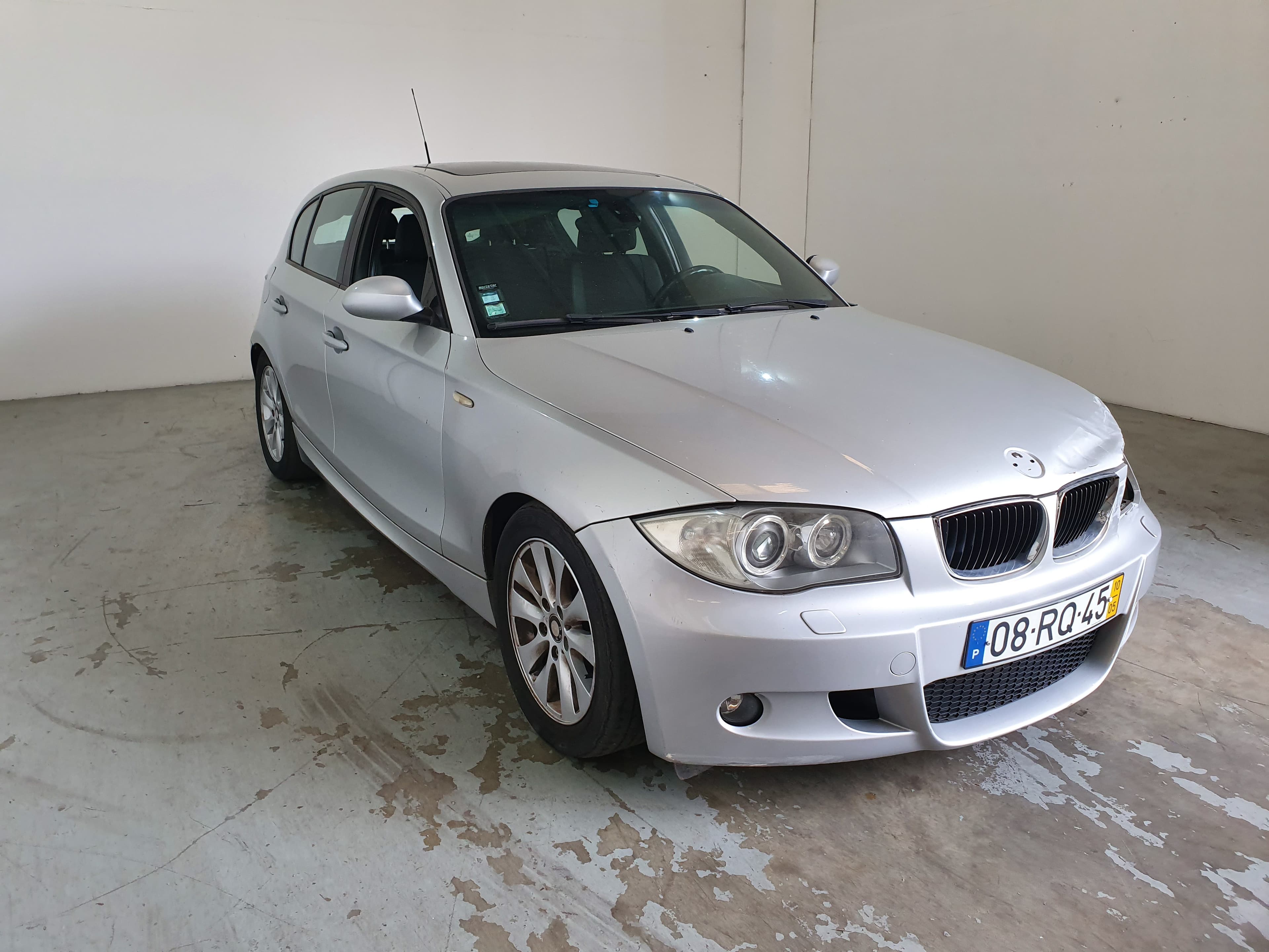 BMW 116D · Ano 2010 — image 1
