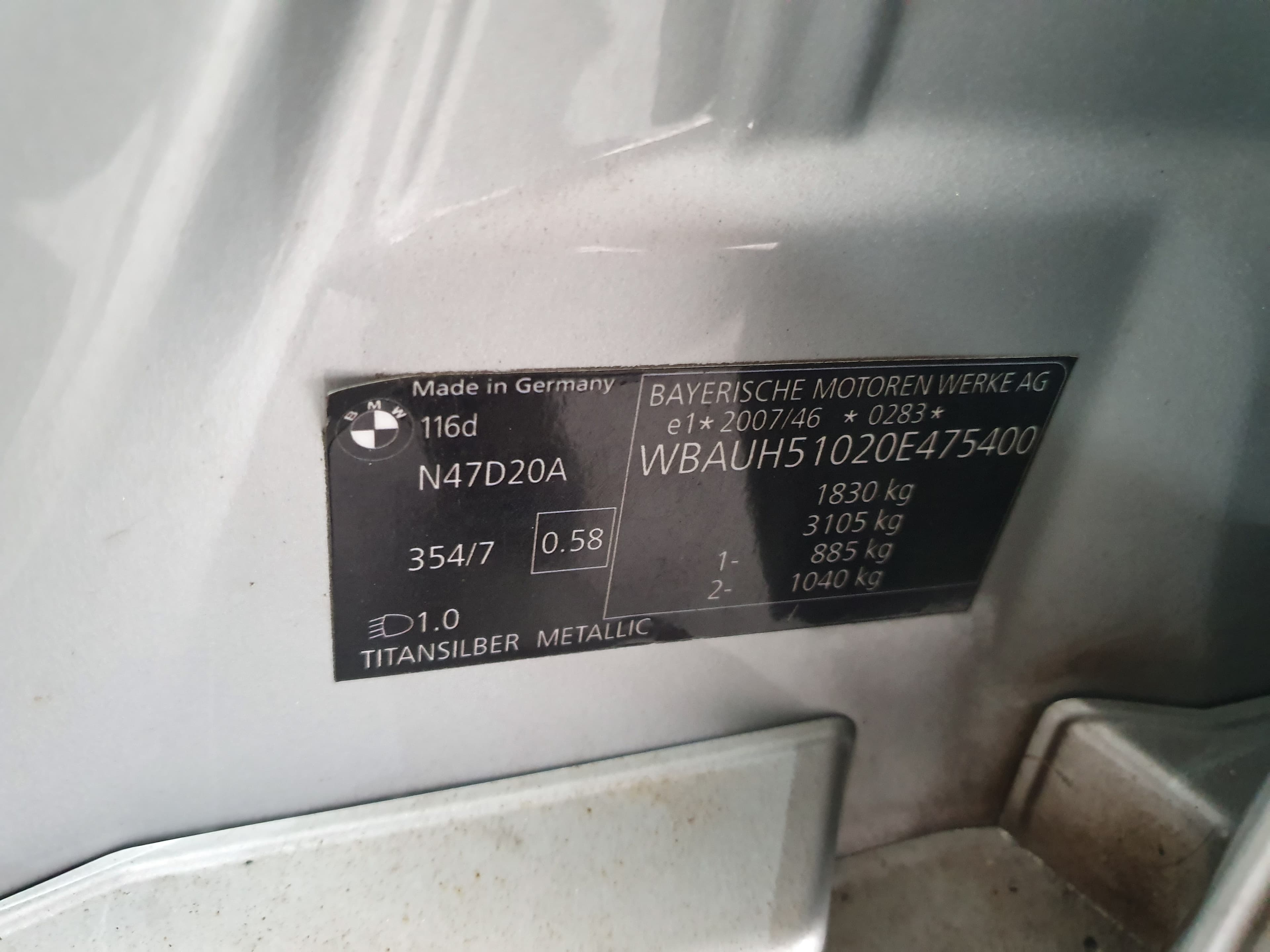 BMW 116D · Ano 2010 — image 18