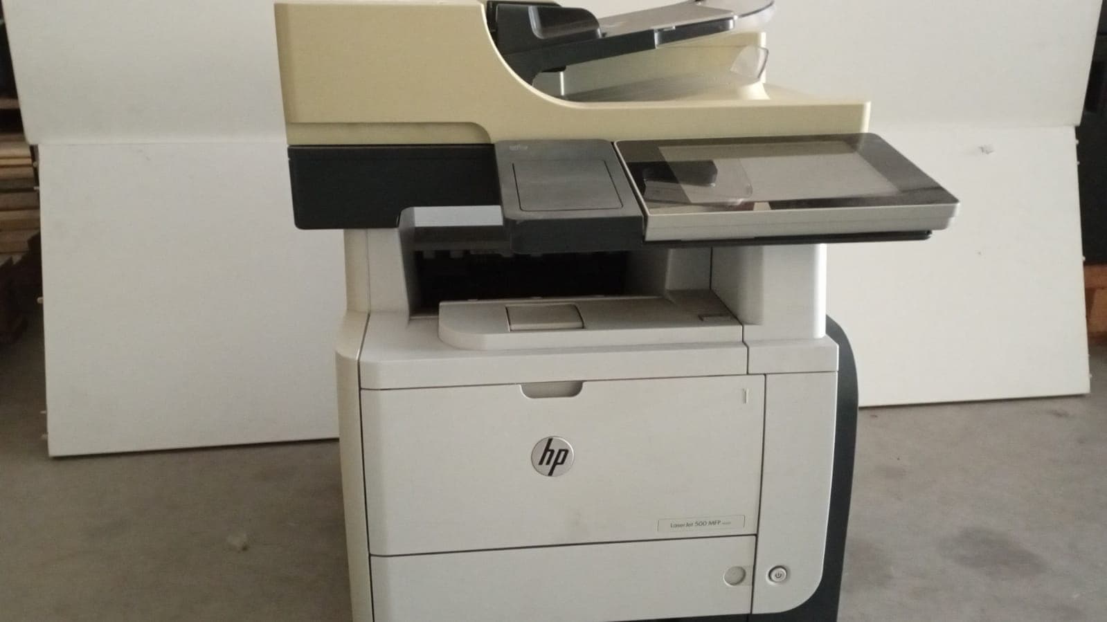 Impressora multifuncionall HP 500 MFP — imagen 1