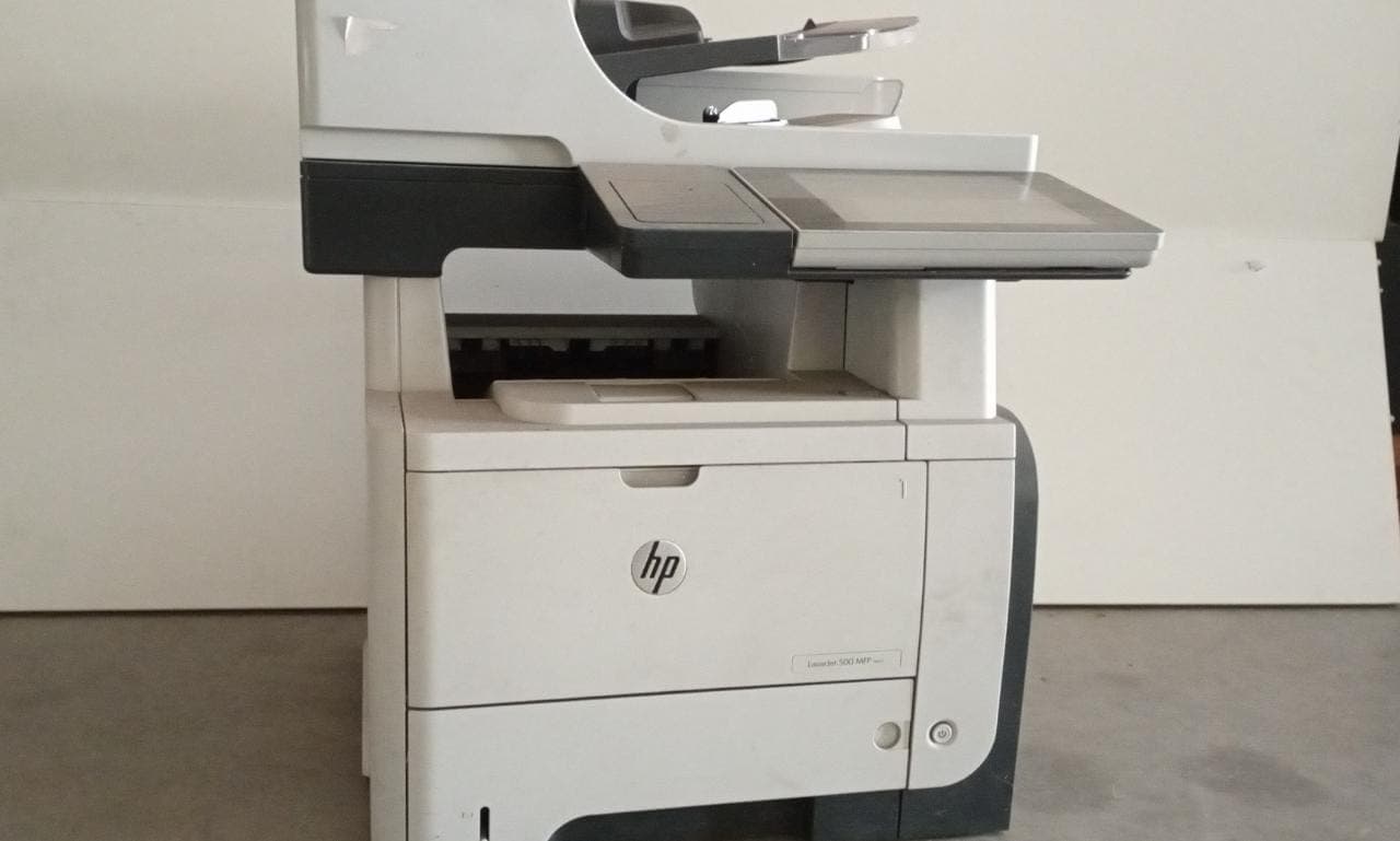 Impressora multifuncional HP 500 MFP M525 — imagem 1