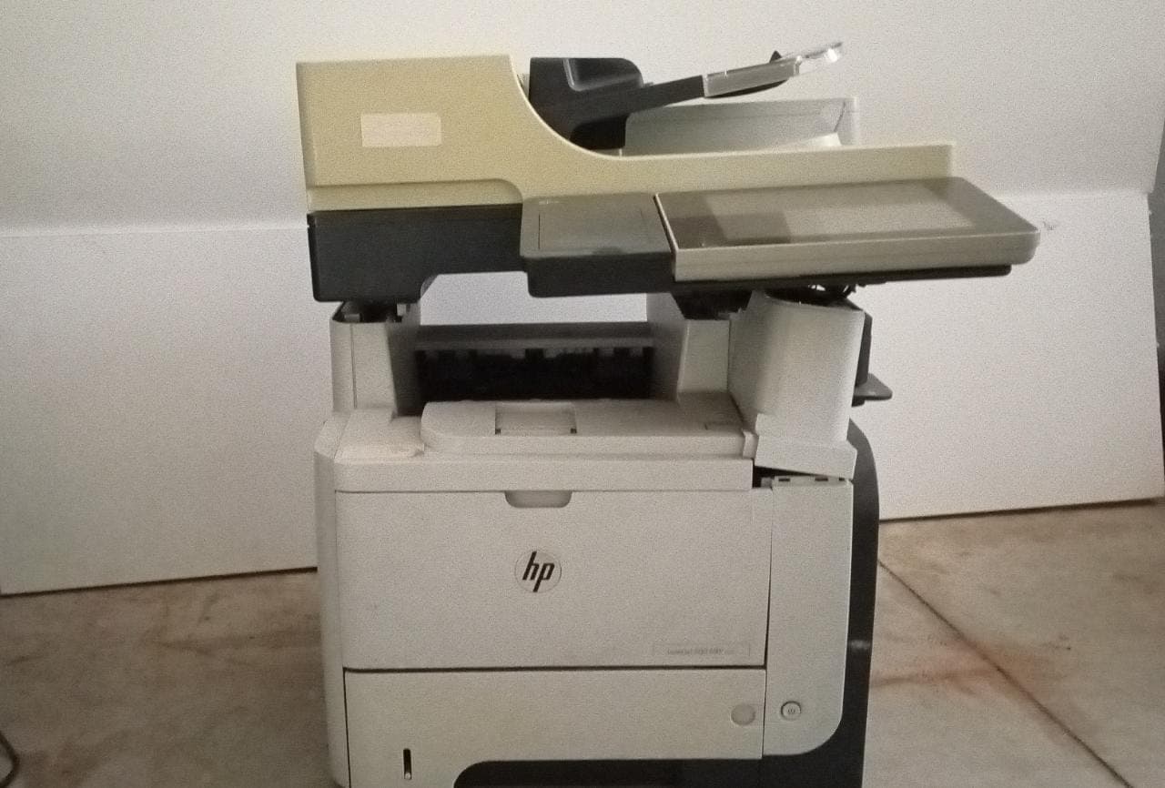 Imprerssora multifuncional HP 500 MFP M525 — imagem 1