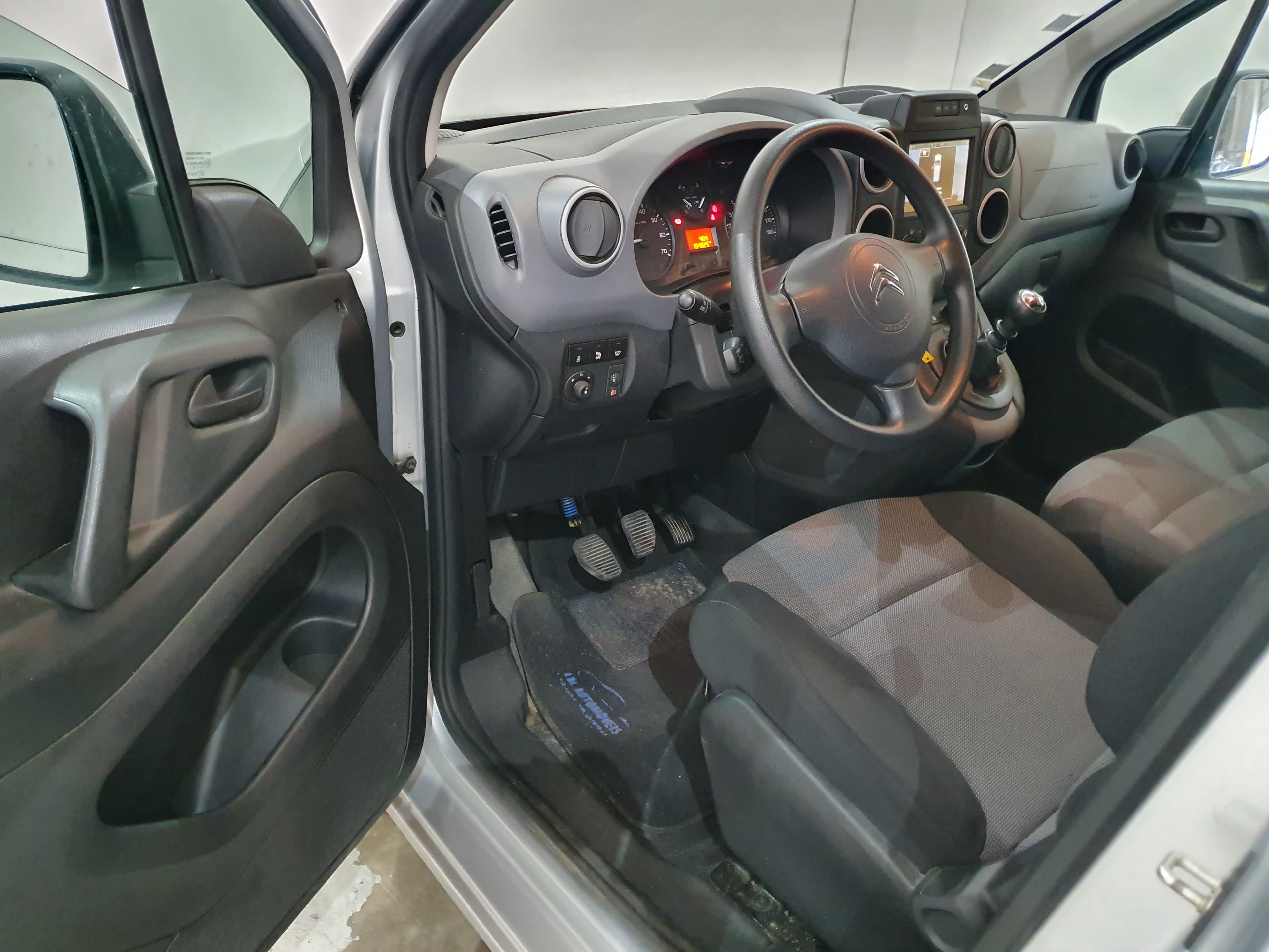 Citroën Berlingo · Ano 2018 — imagem 25