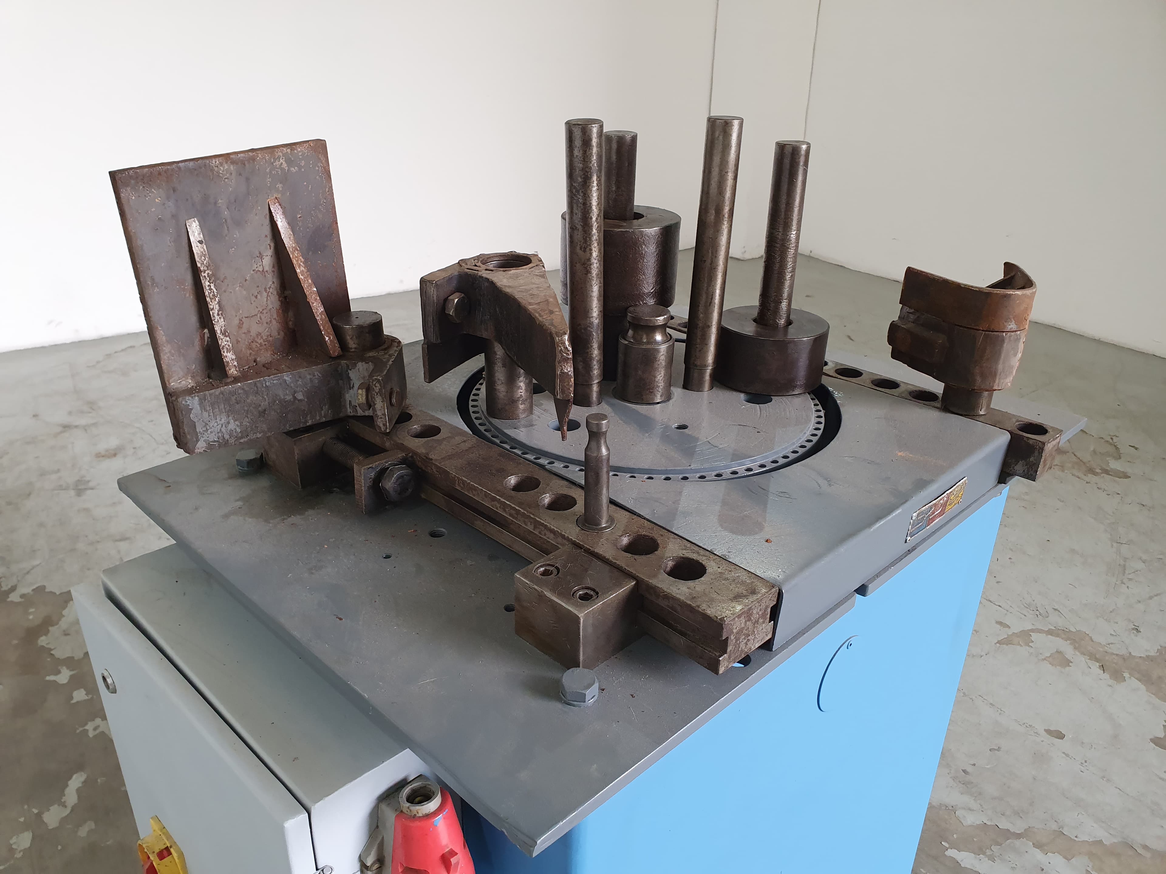 Máquina Dobrar Ferro Alba — imagen 4