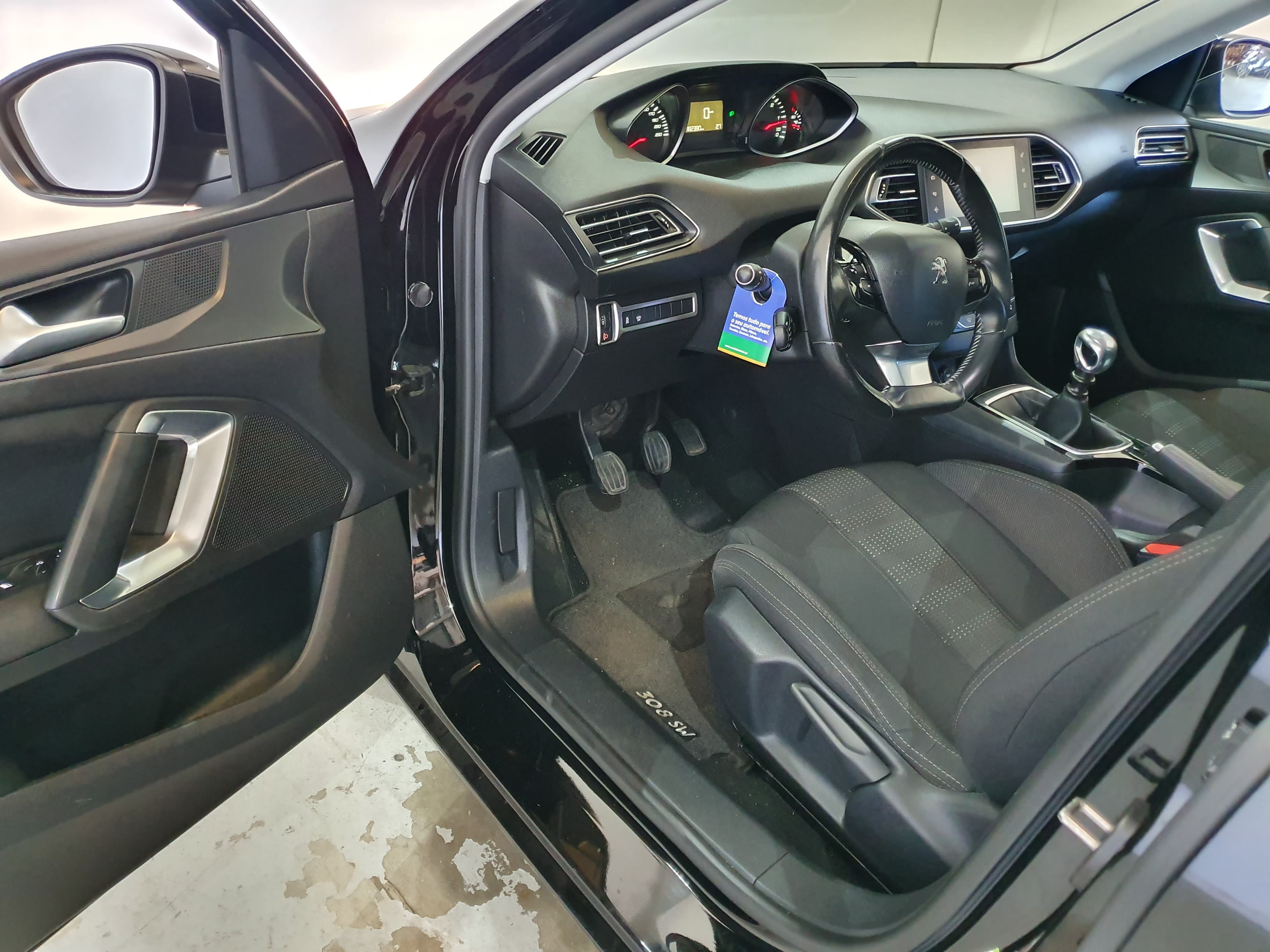 Peugeot 308 · Año 2015 — imagen 26